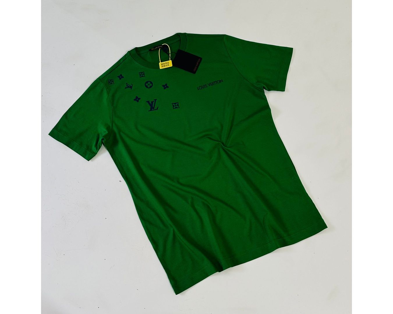 CAMISETA LOUIS VUITTON MALHA CHINESA 