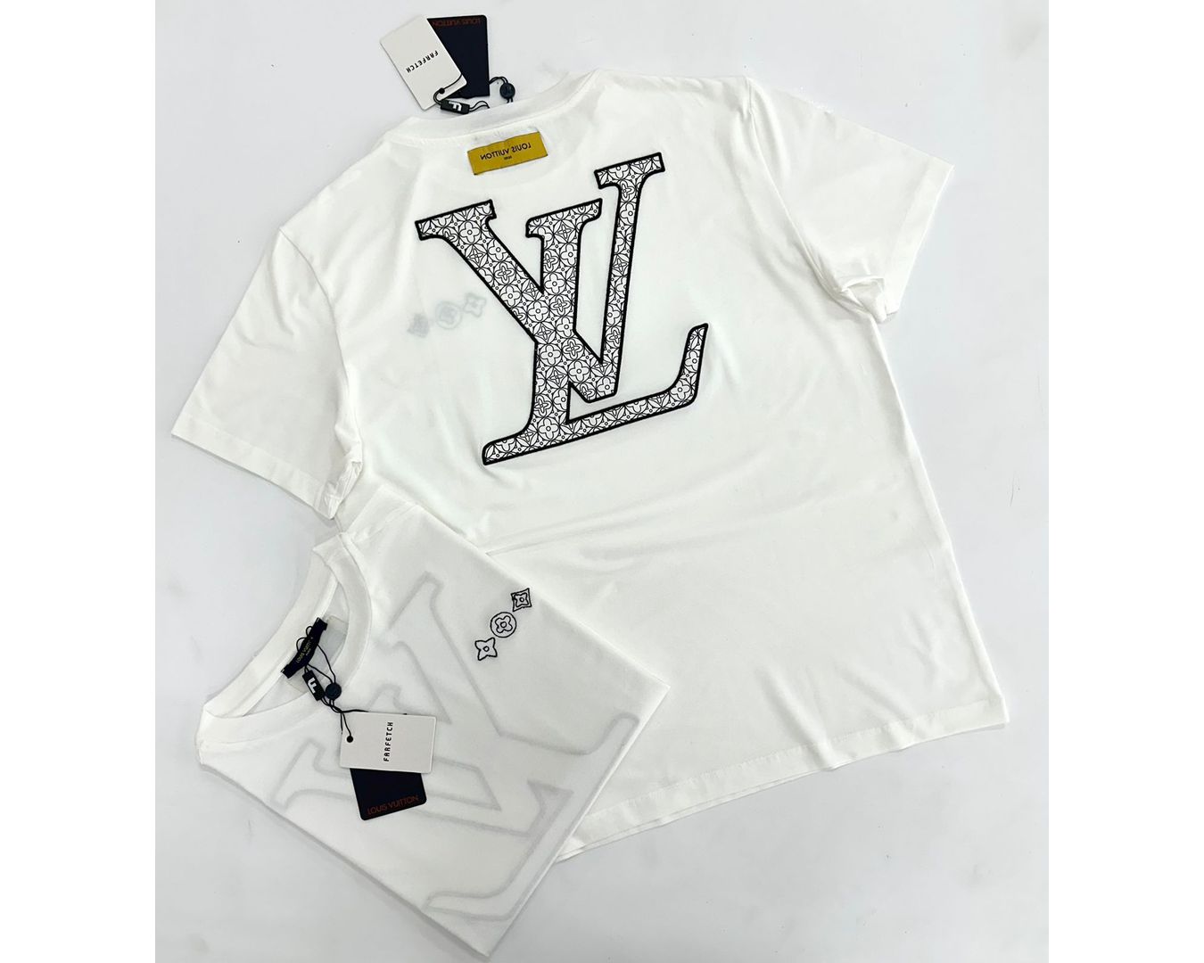 Camiseta Louis Vuitton - Branco - Chinesa 