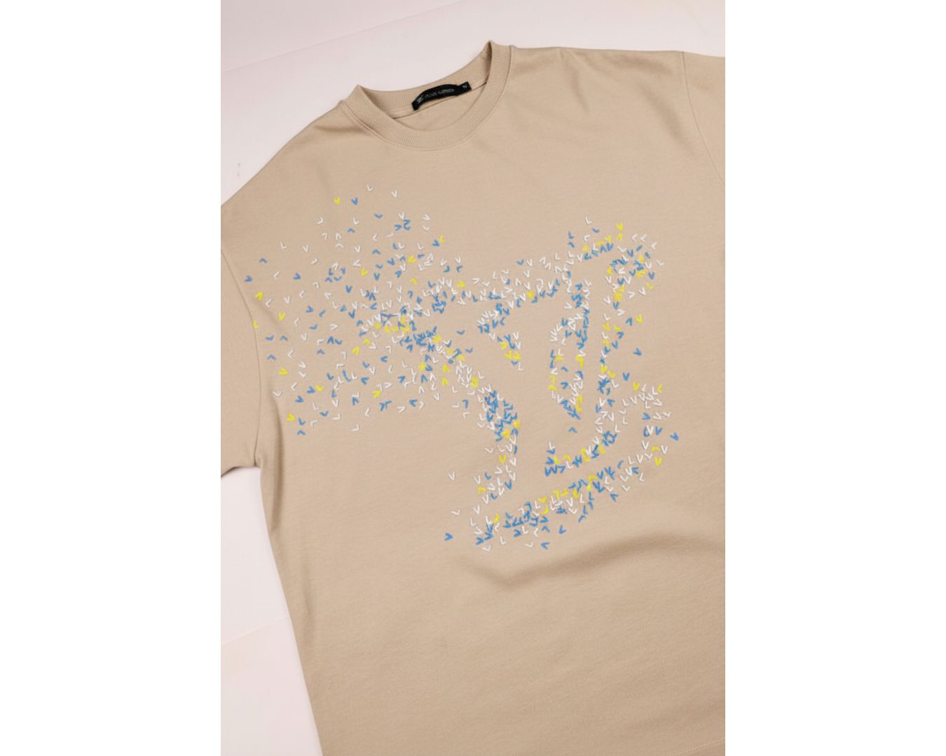 CAMISETA LV OVERSIZED PERFUMADA - BEGE