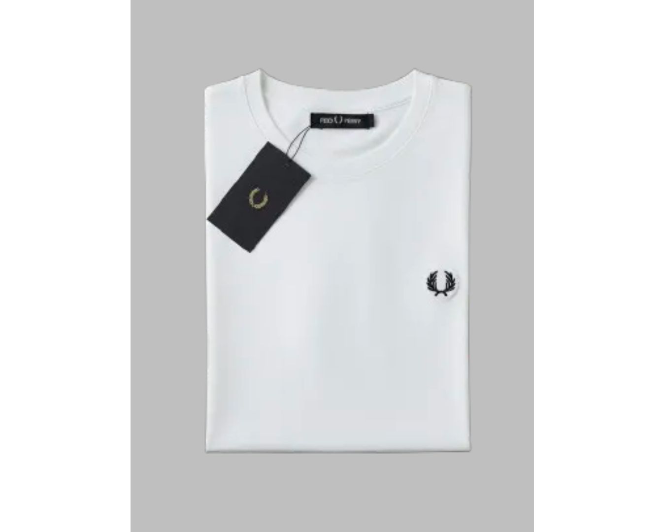 Camiseta Fred Perry - Branco com logo Preta