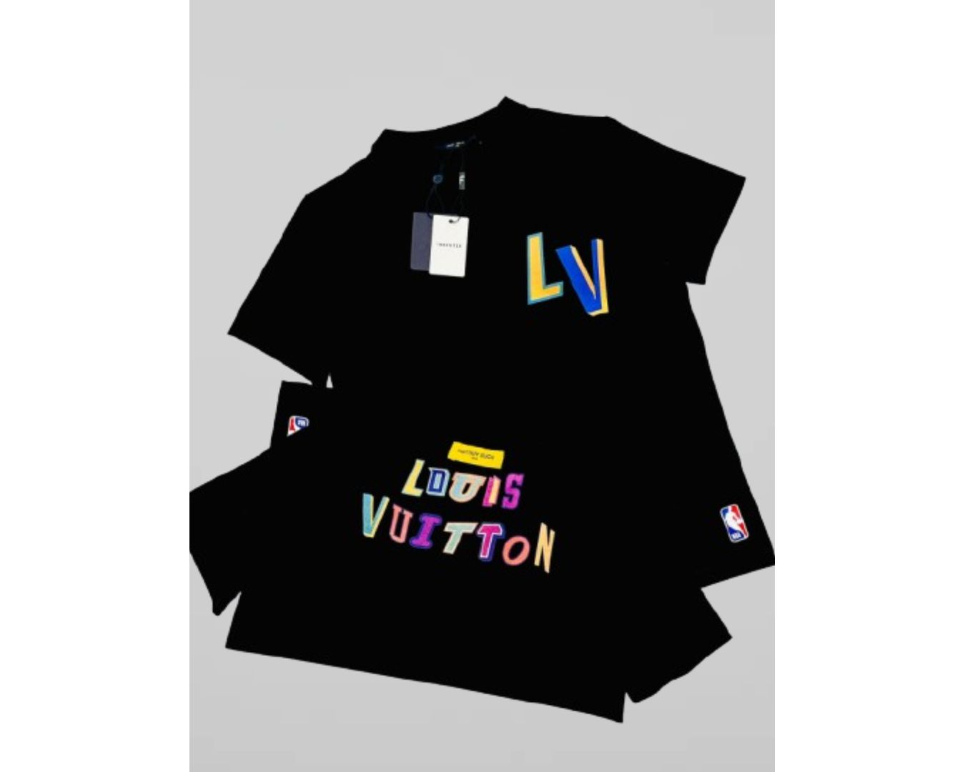 CAMISETA LOUIS VUITTON - PRETA