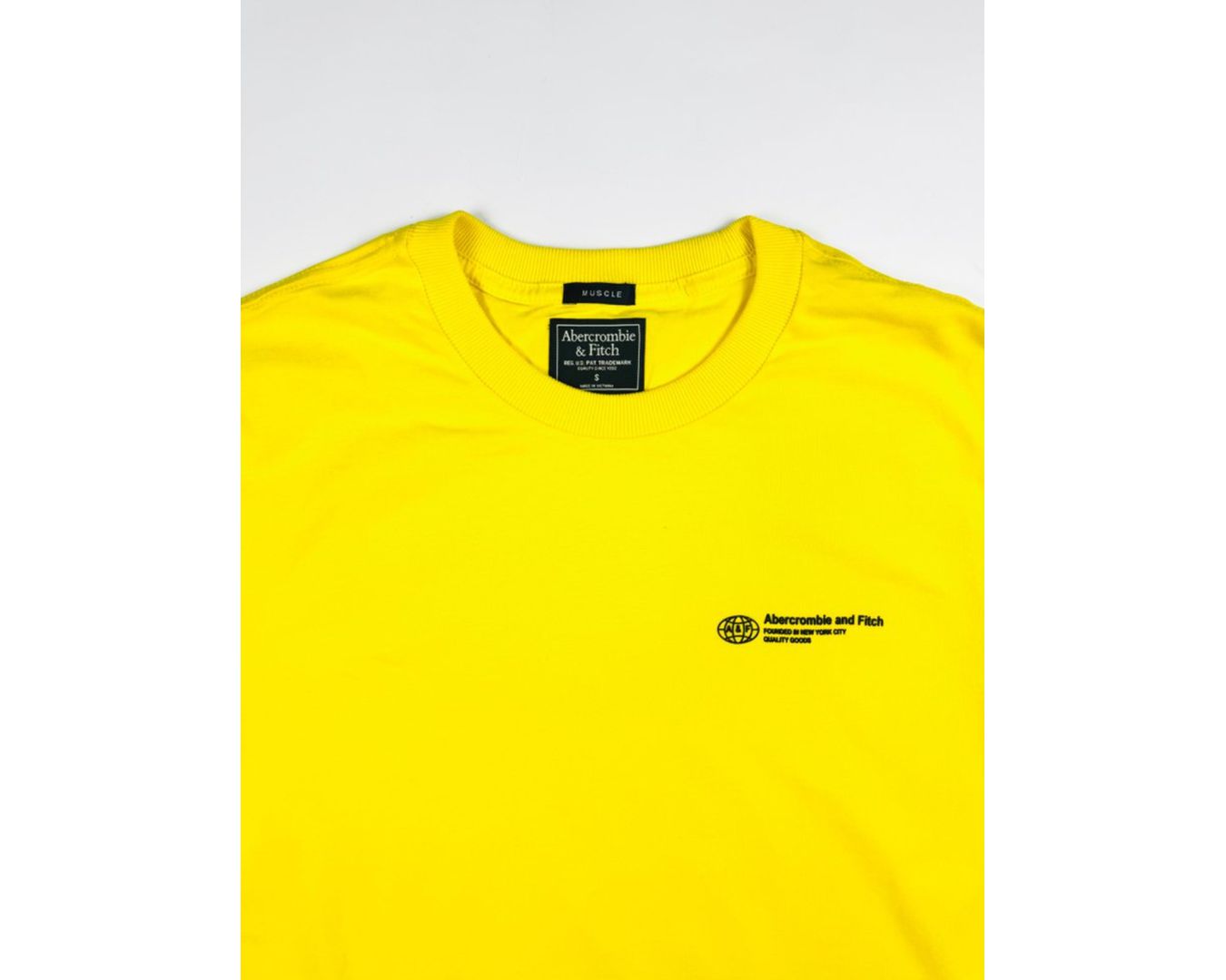Camiseta Abercrombie - Amarela