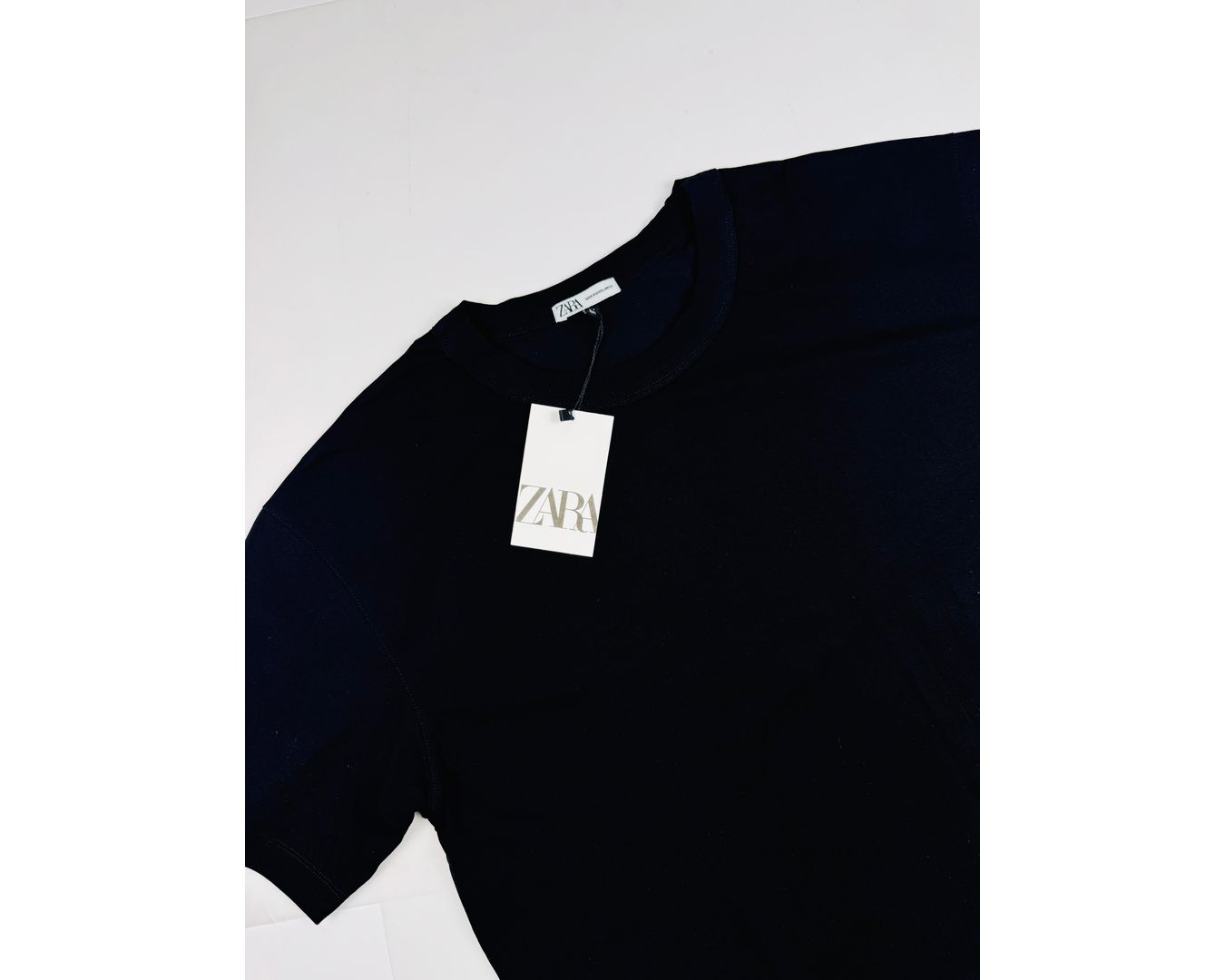 CAMISETA ZARA - CAMISETA ZARA COM BAG PRETO