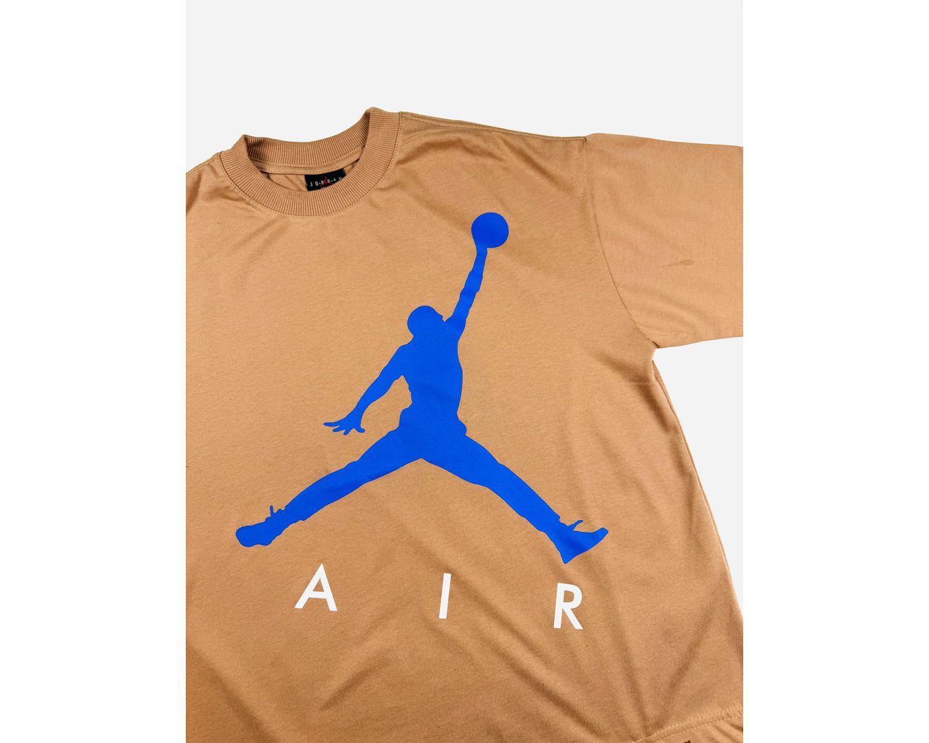 CAMISETA JORDAN OVERSIZED - BEGE