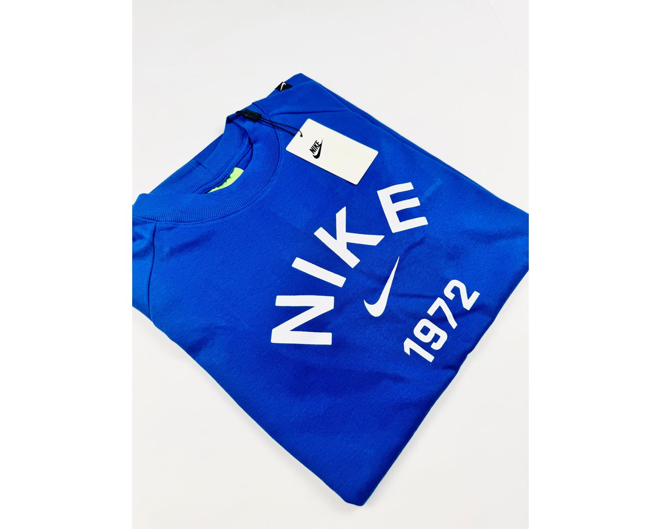 CAMISETA NIKE OVERSIZED PERFUMADA - AZUL