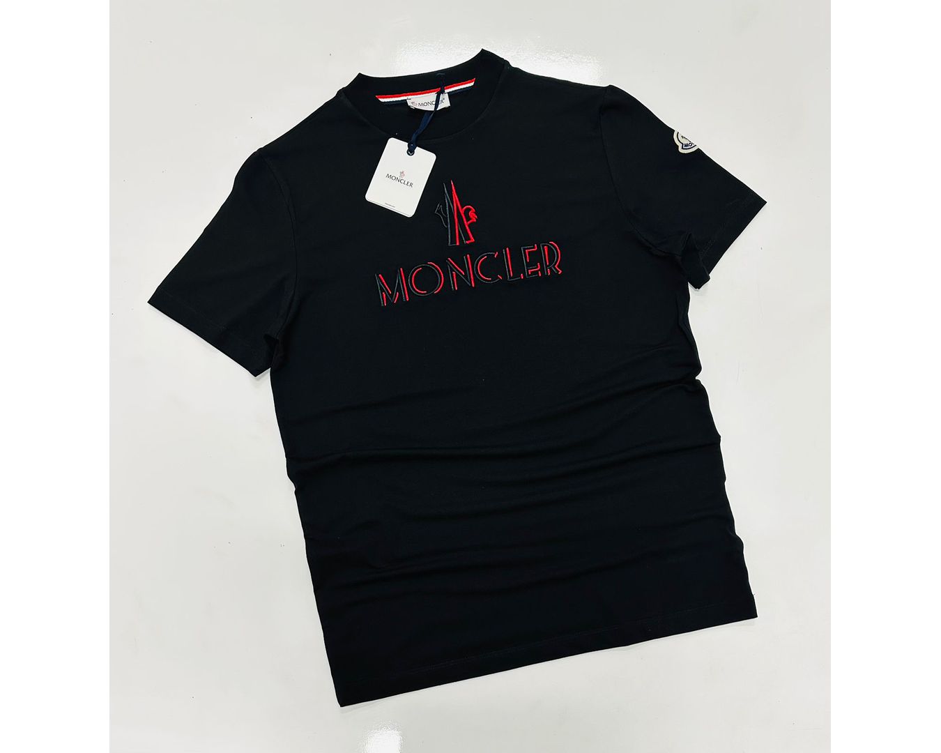 Camiseta Moncler Preta - Chinesa 