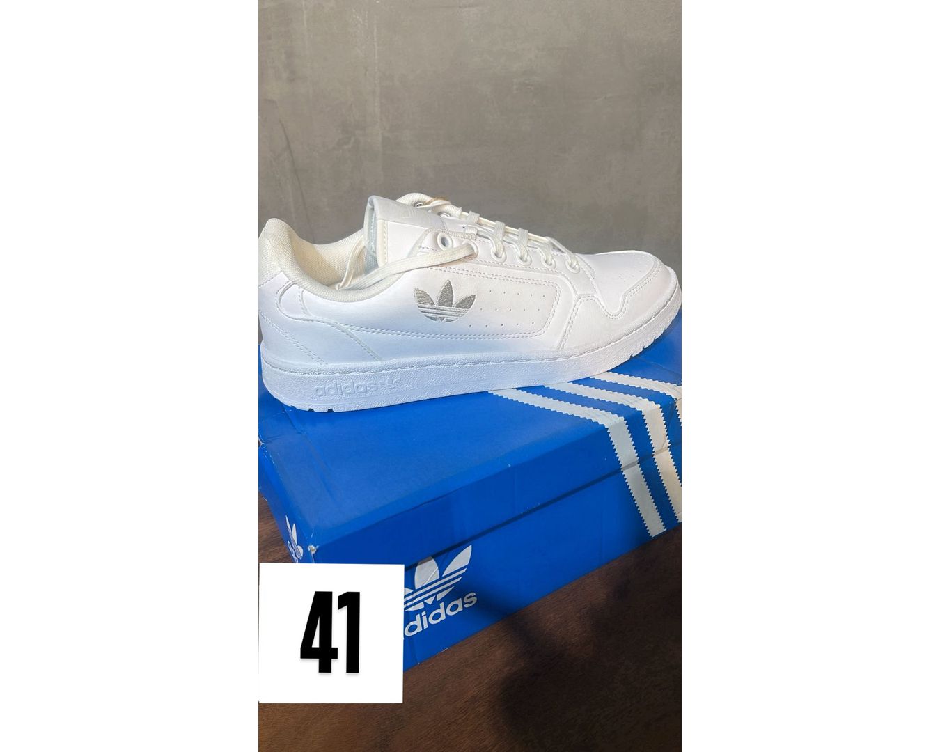 Tênis Adidas - Original 