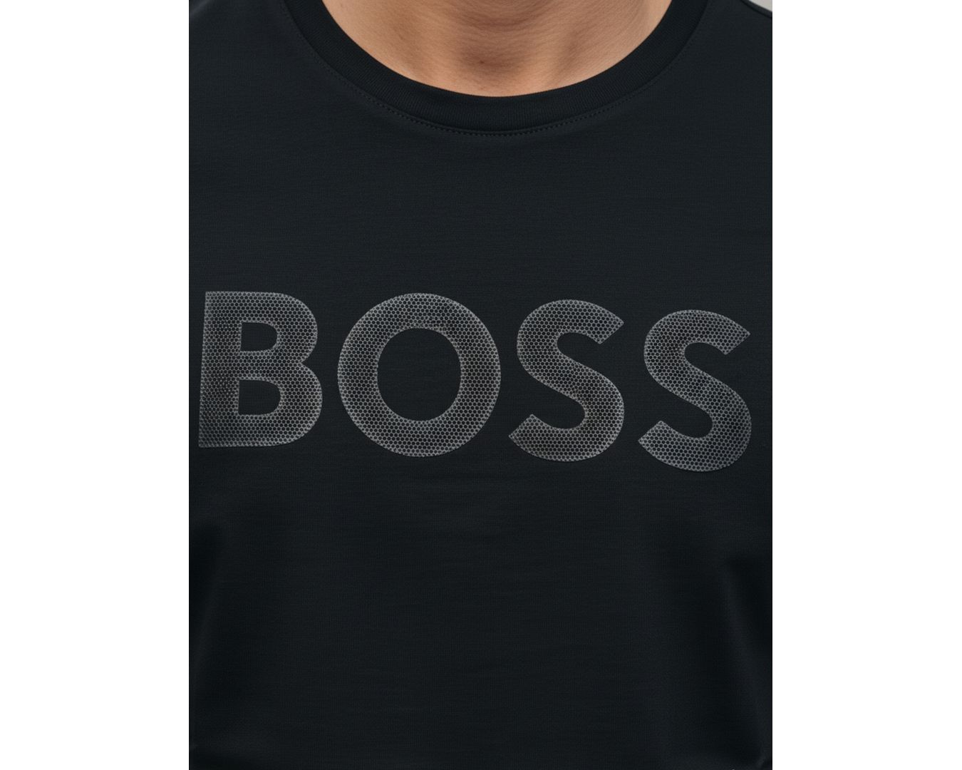 Camiseta Hugo Boss Chinesa - Branca Copia