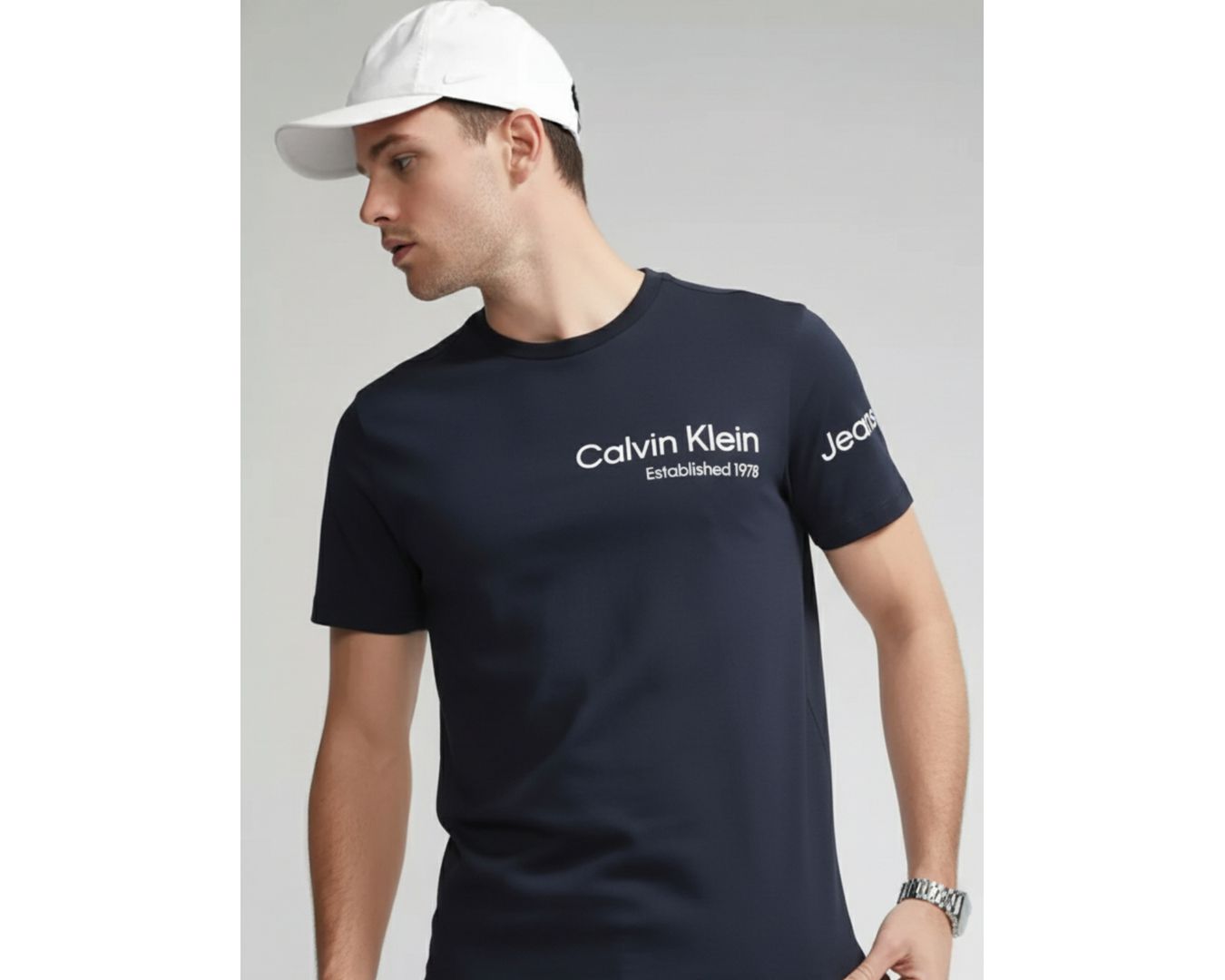 Camiseta Calvin Klein - Marinho - Egípcia