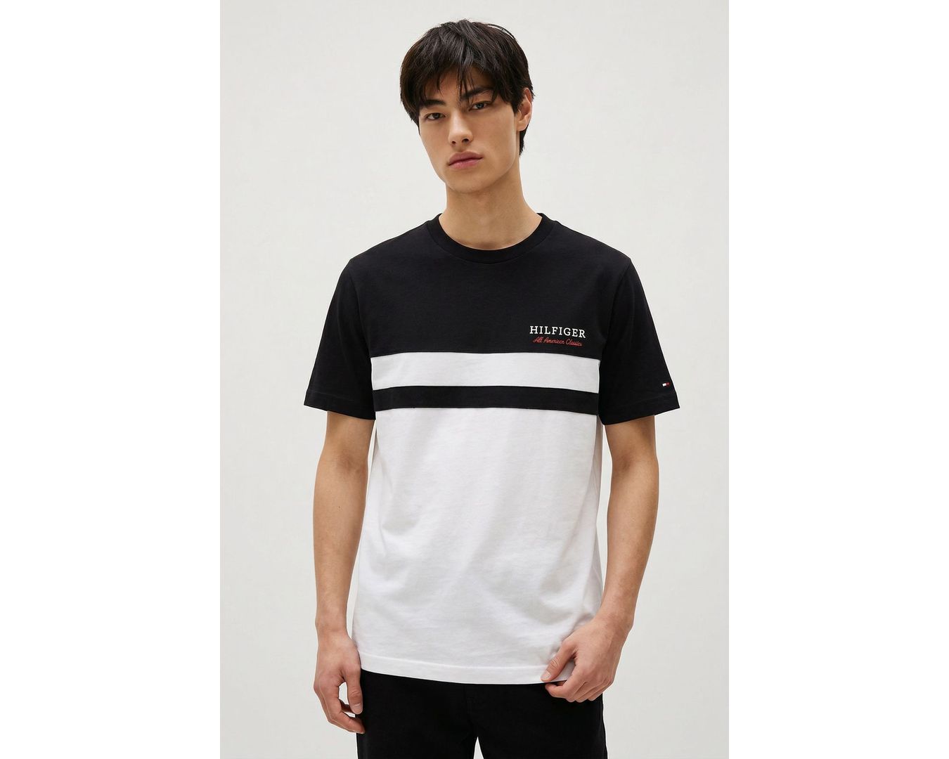 CAMISETA TOMMY HILFIG - PRETO