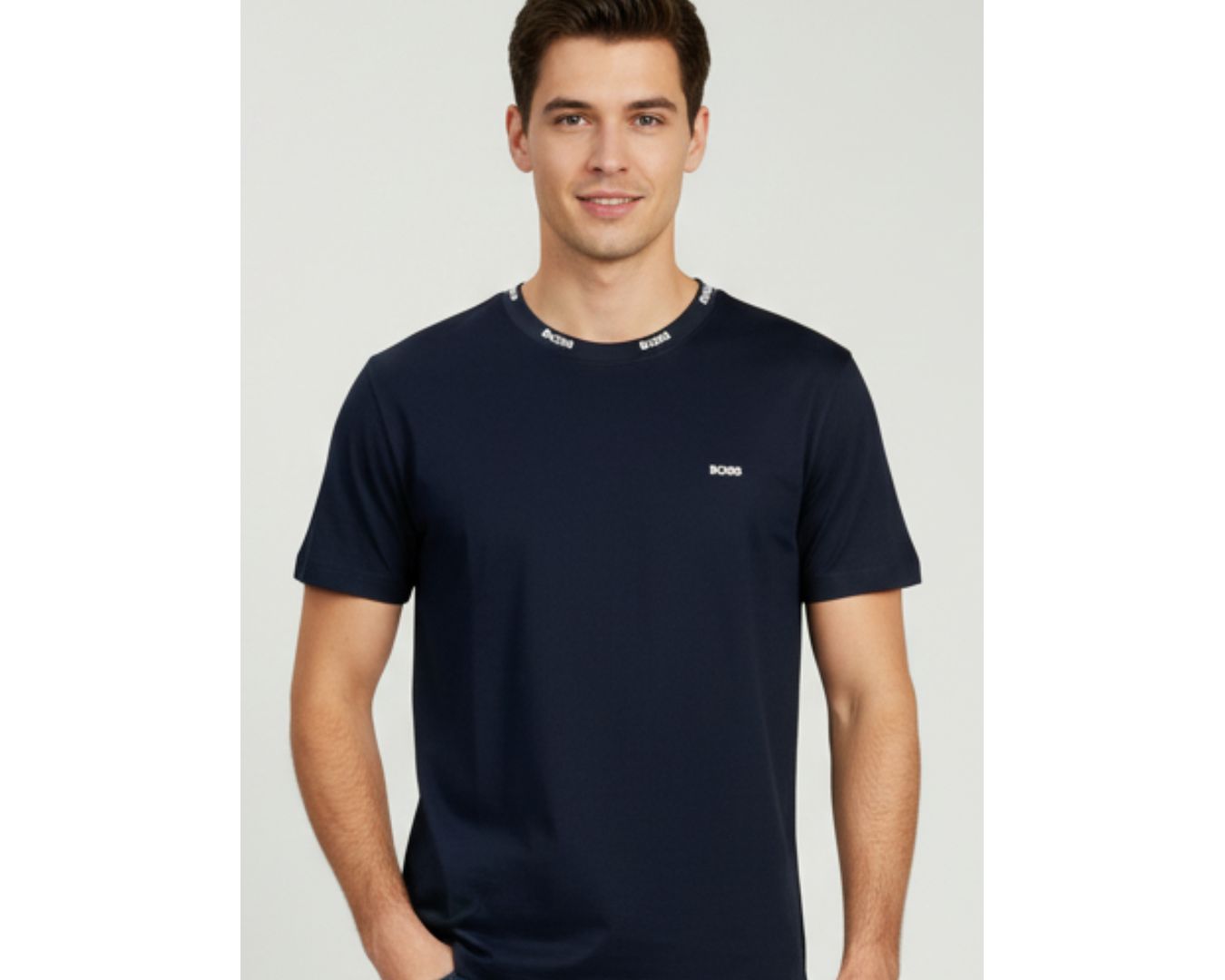 Camiseta Hugo Boss Gola Detalhada - PRETA