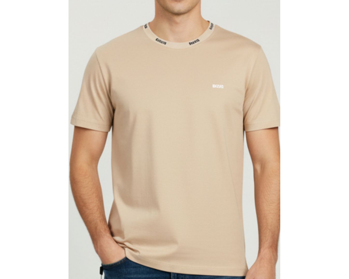 Camiseta Hugo Boss Gola Detalhada - BEGE
