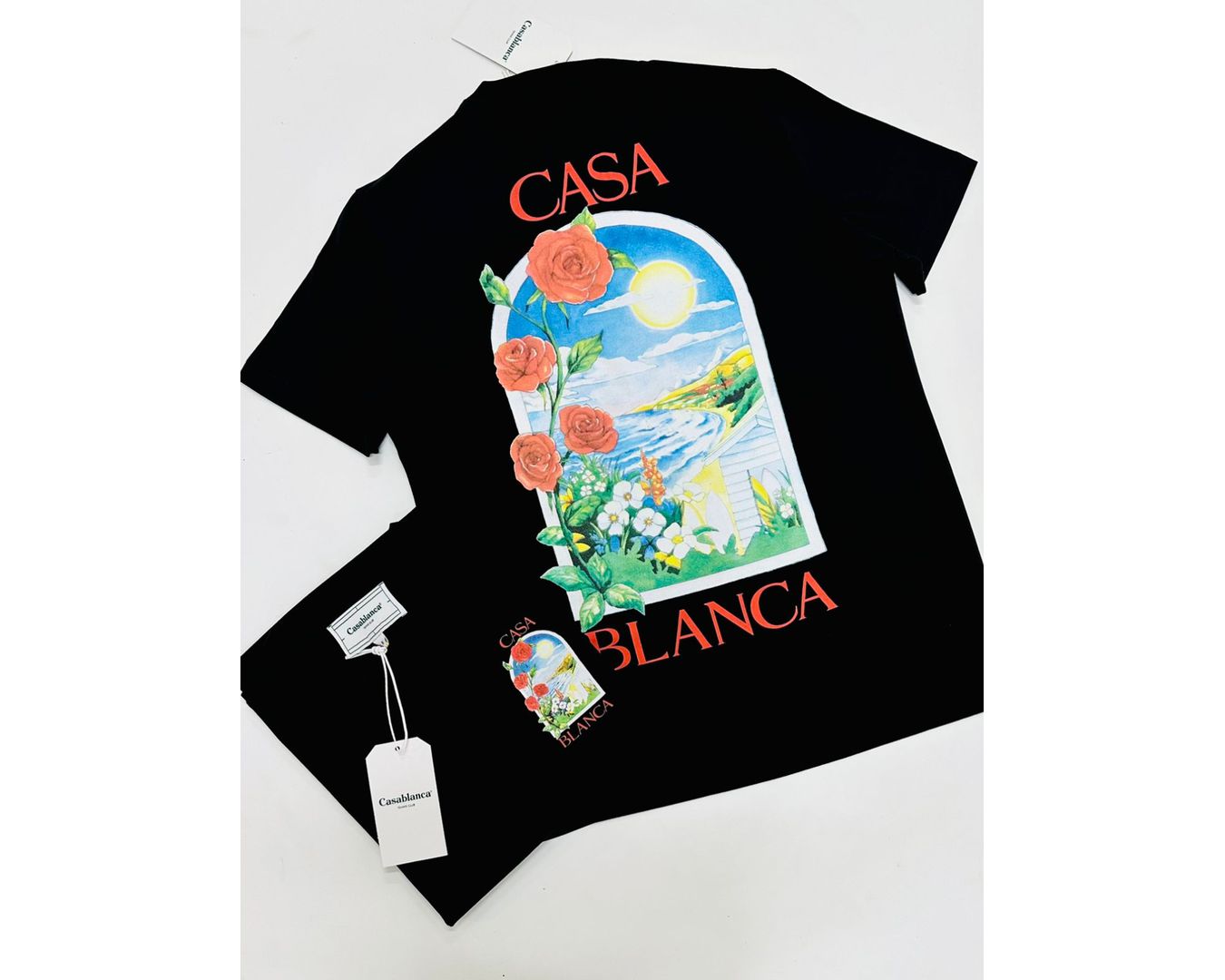 Camiseta Casa Blanca Com Flores Preta - Chinesa 