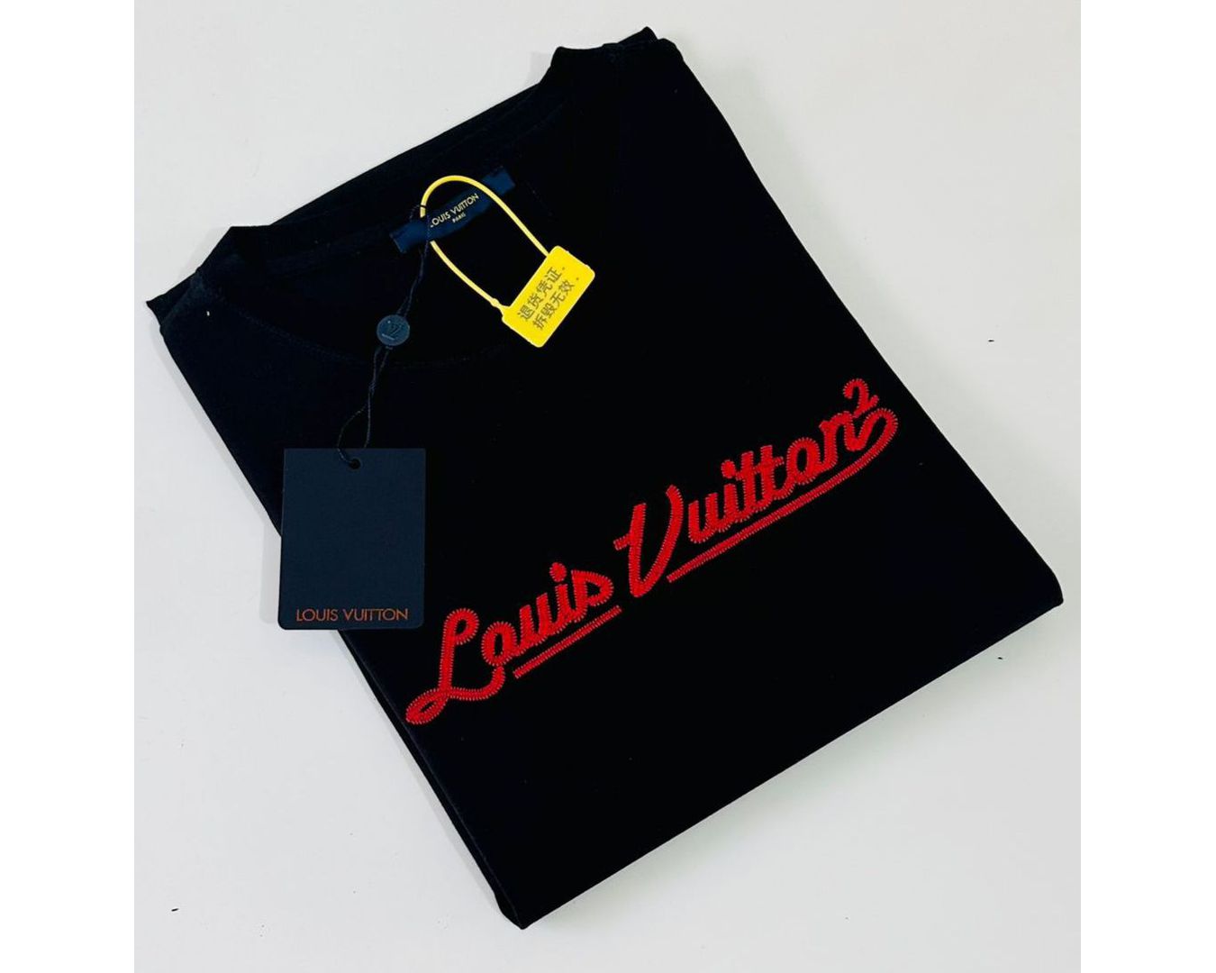 CAMISETA LOUIS VUITTON MALHA CHINESA 