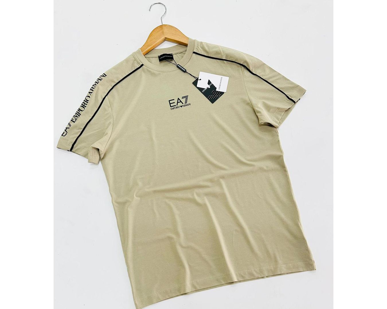 Camiseta Emporio Armani 