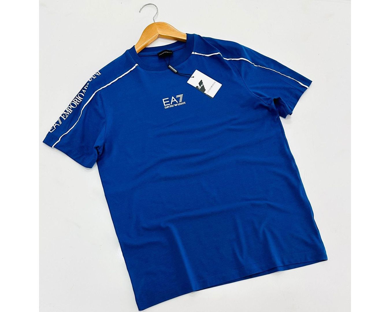 Camiseta Emporio Armani 