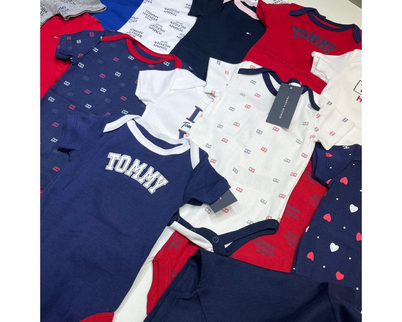 Kit 10 Body Bebê Tommy 