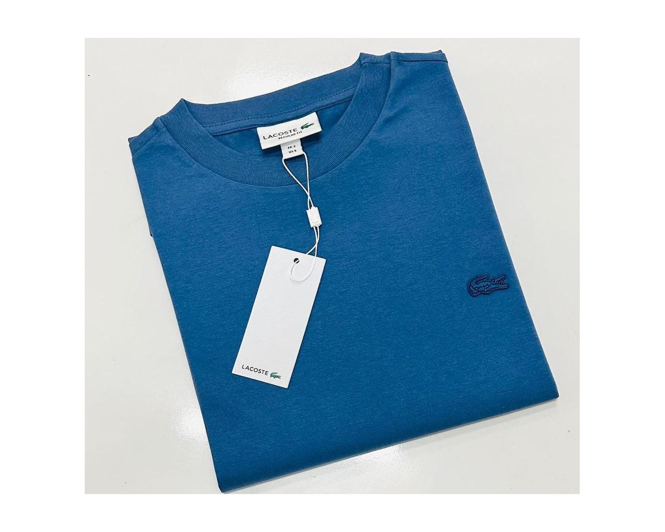 Camiseta Lacoste Monocromática 