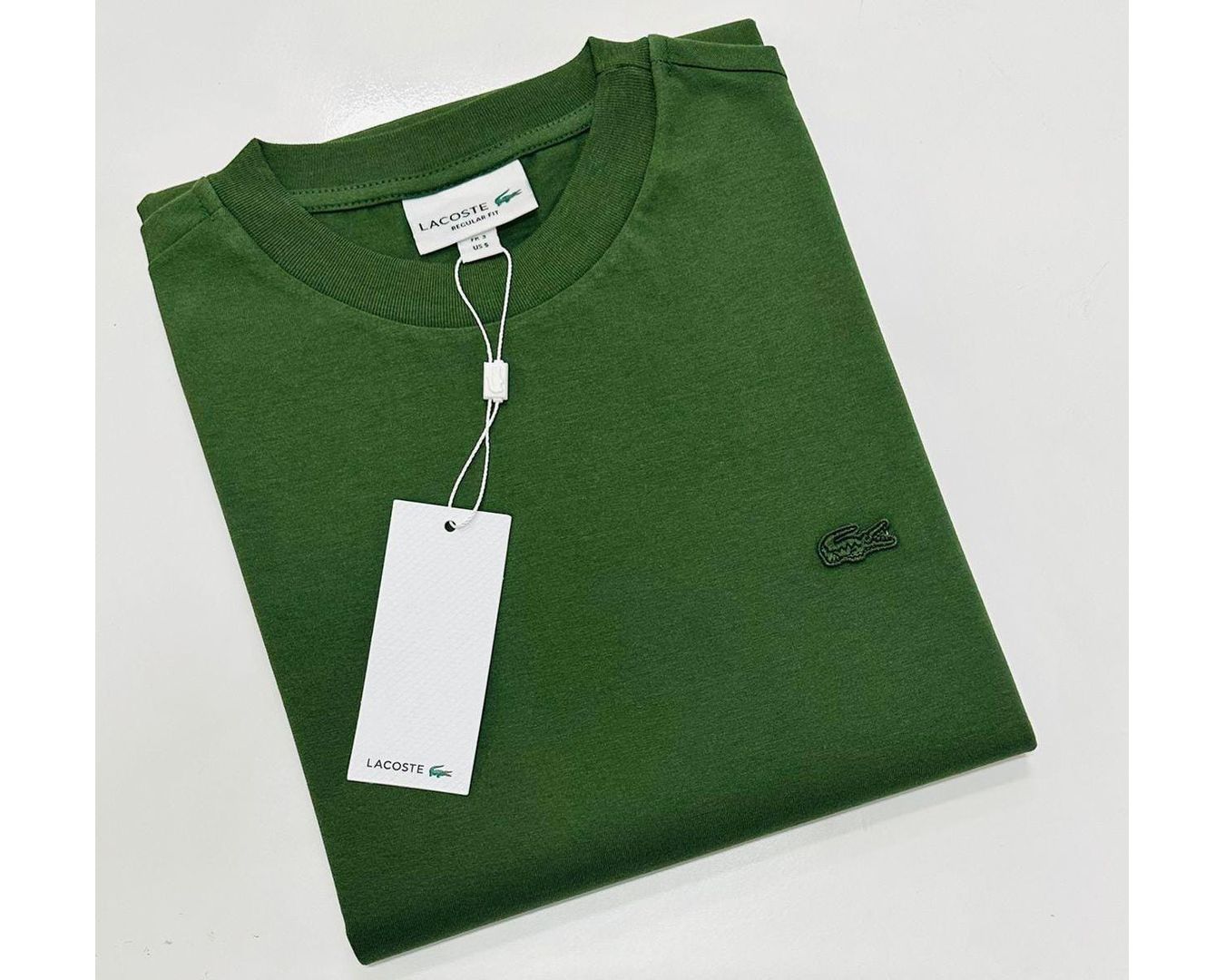 Camiseta Lacoste Monocromática 