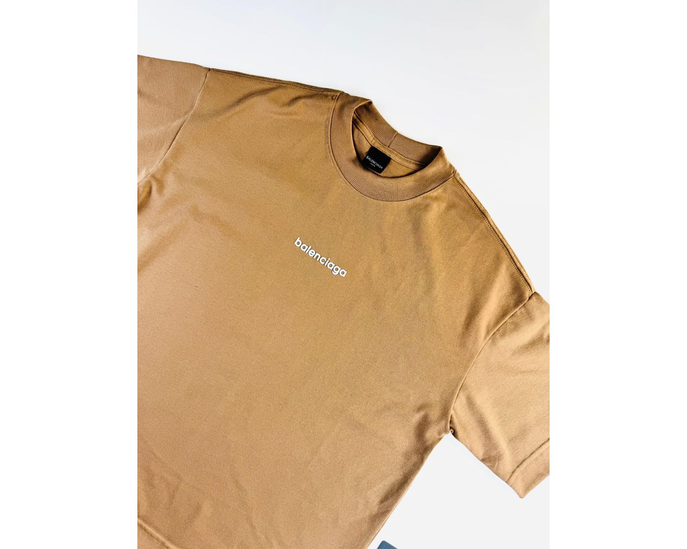 Camiseta Balenciaga - Oversized 