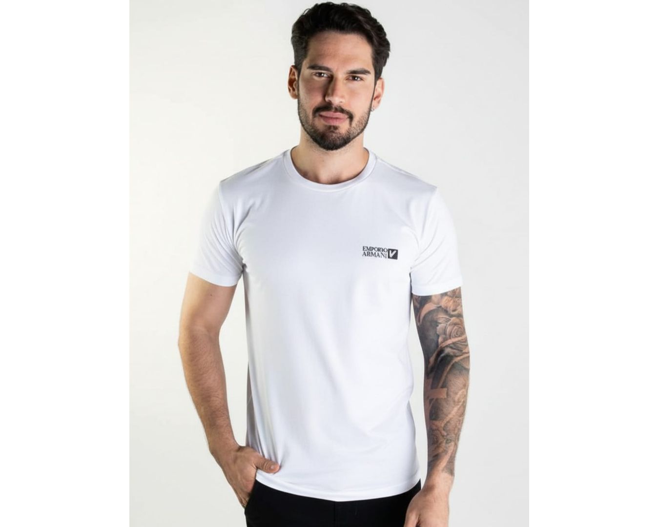 Camiseta Básica Armani - Branca - Egipcia