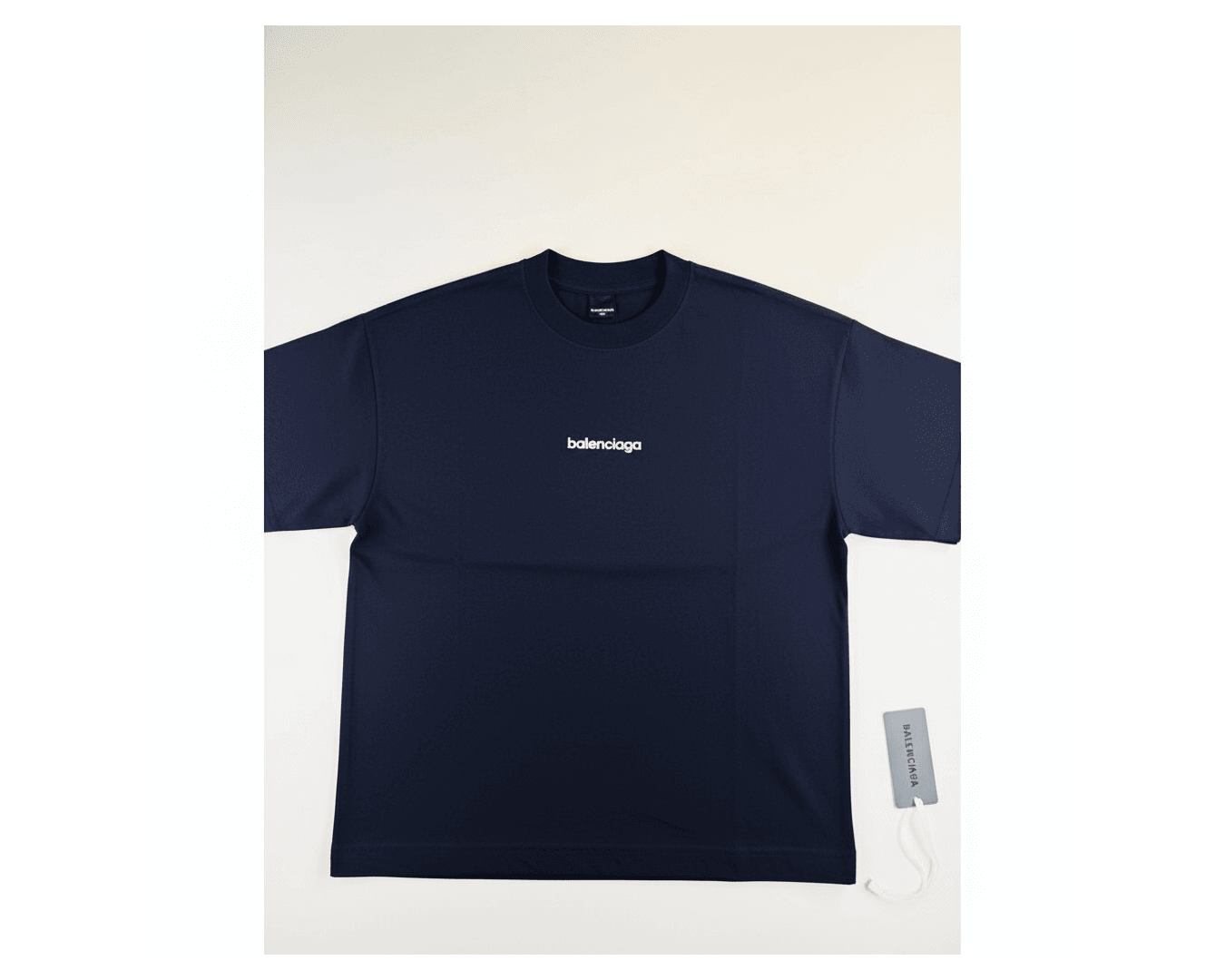 Camiseta Balenciaga Oversized - Marinho