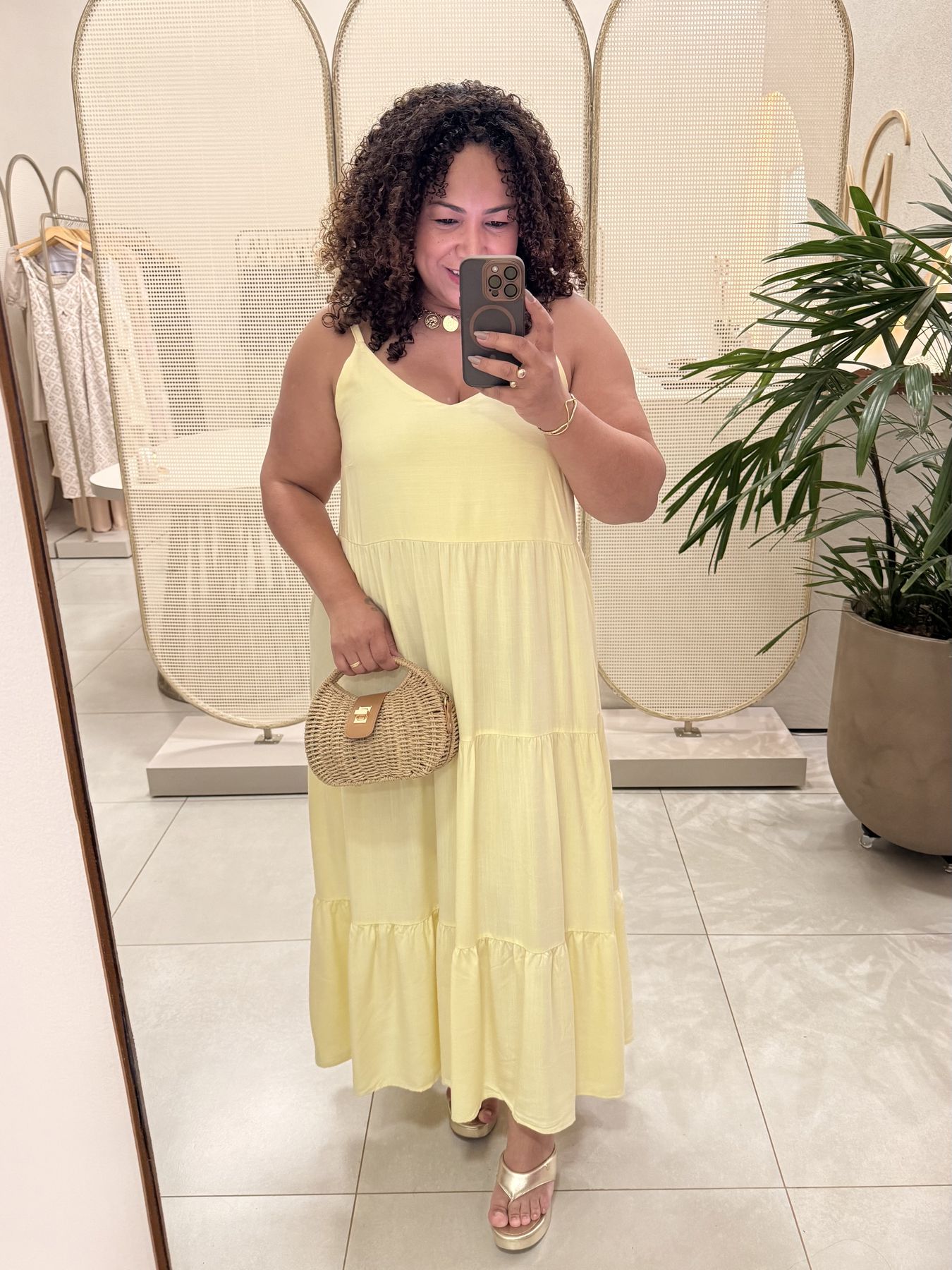 VESTIDO YARA - AMARELO MANTEIGA - Di Miranda Curvy