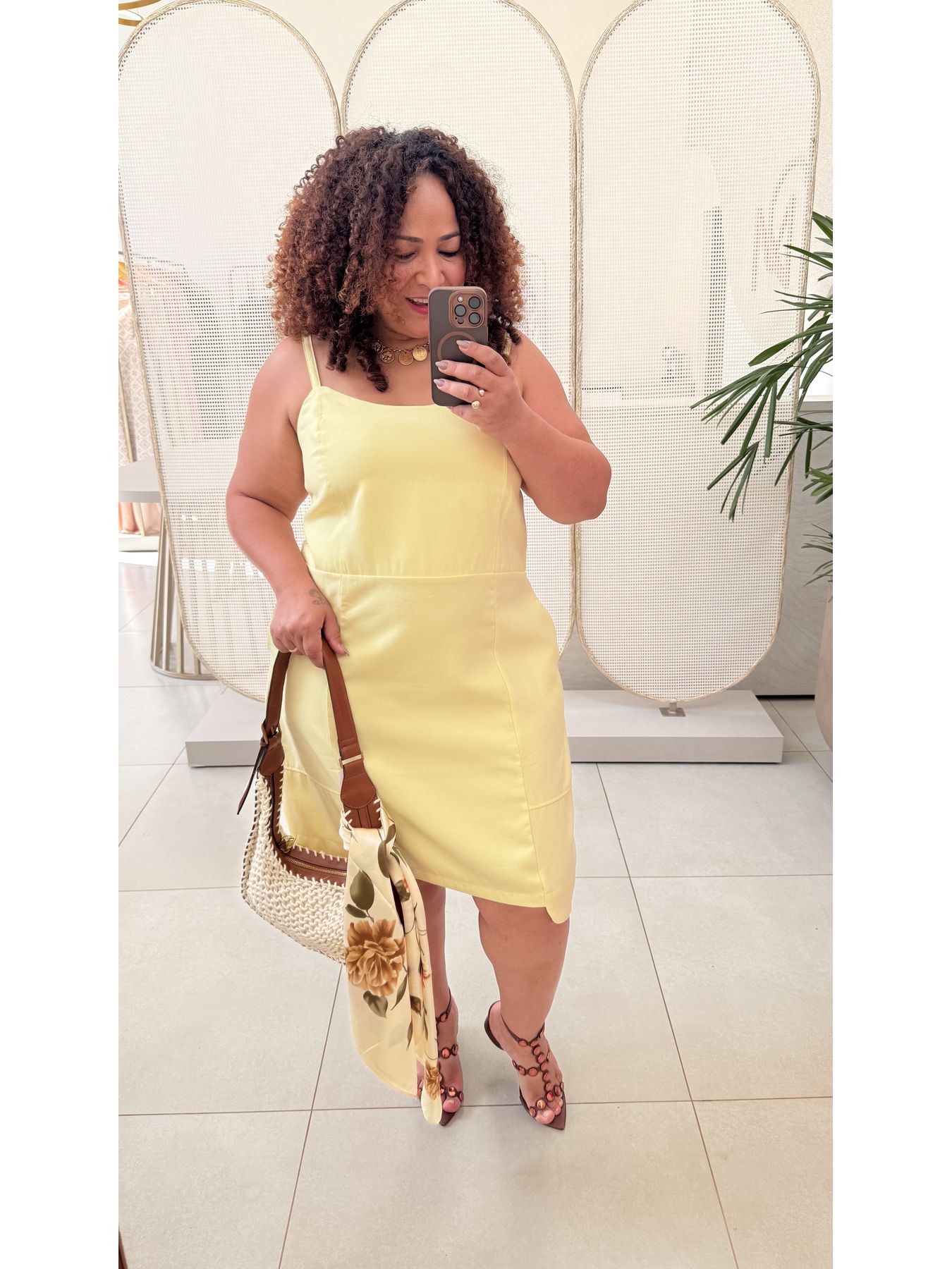 VESTIDO OLÍVIA - AMARELO - Di Miranda Curvy