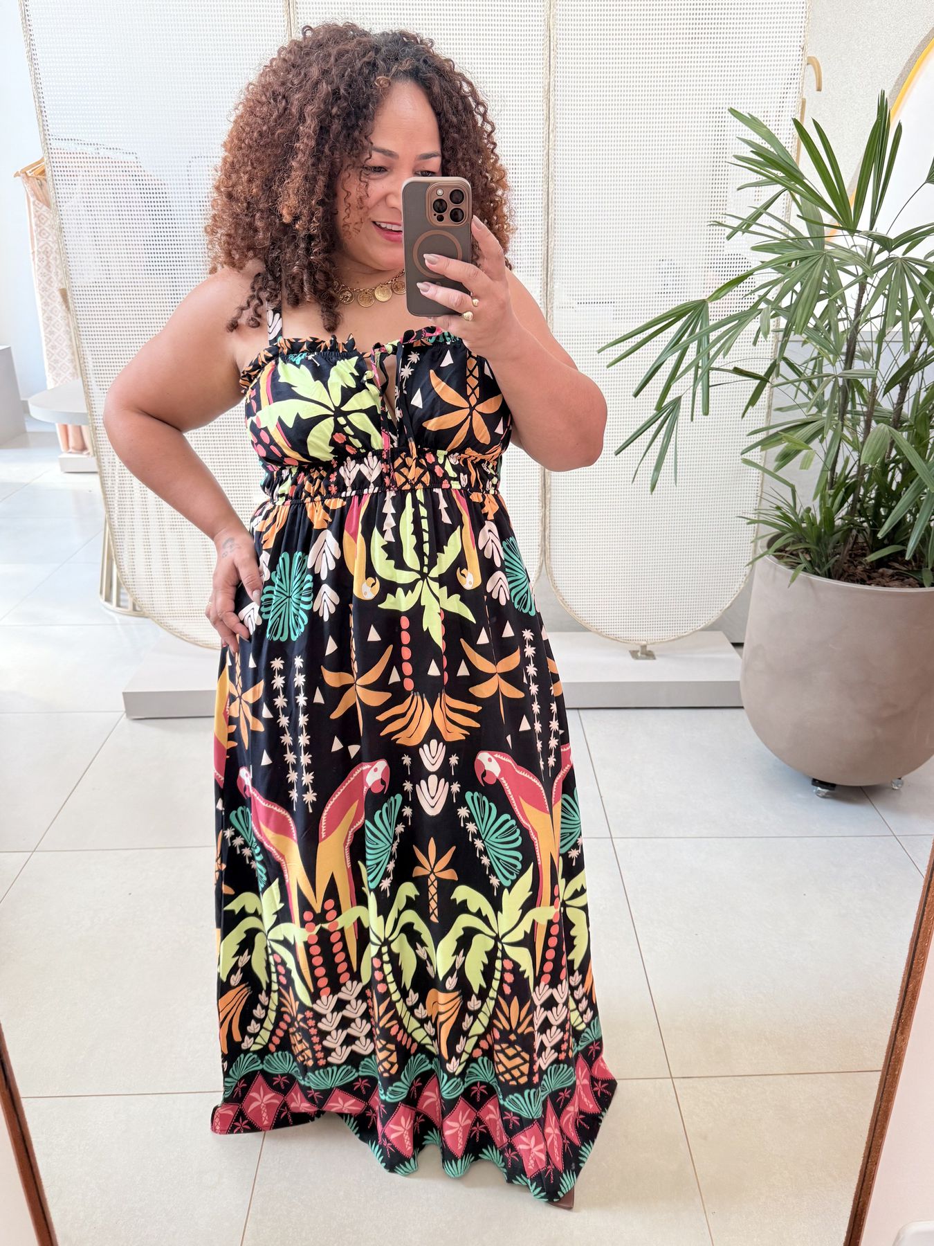 VESTIDO TROPICAL LONGO - PRETO - Di Miranda Curvy