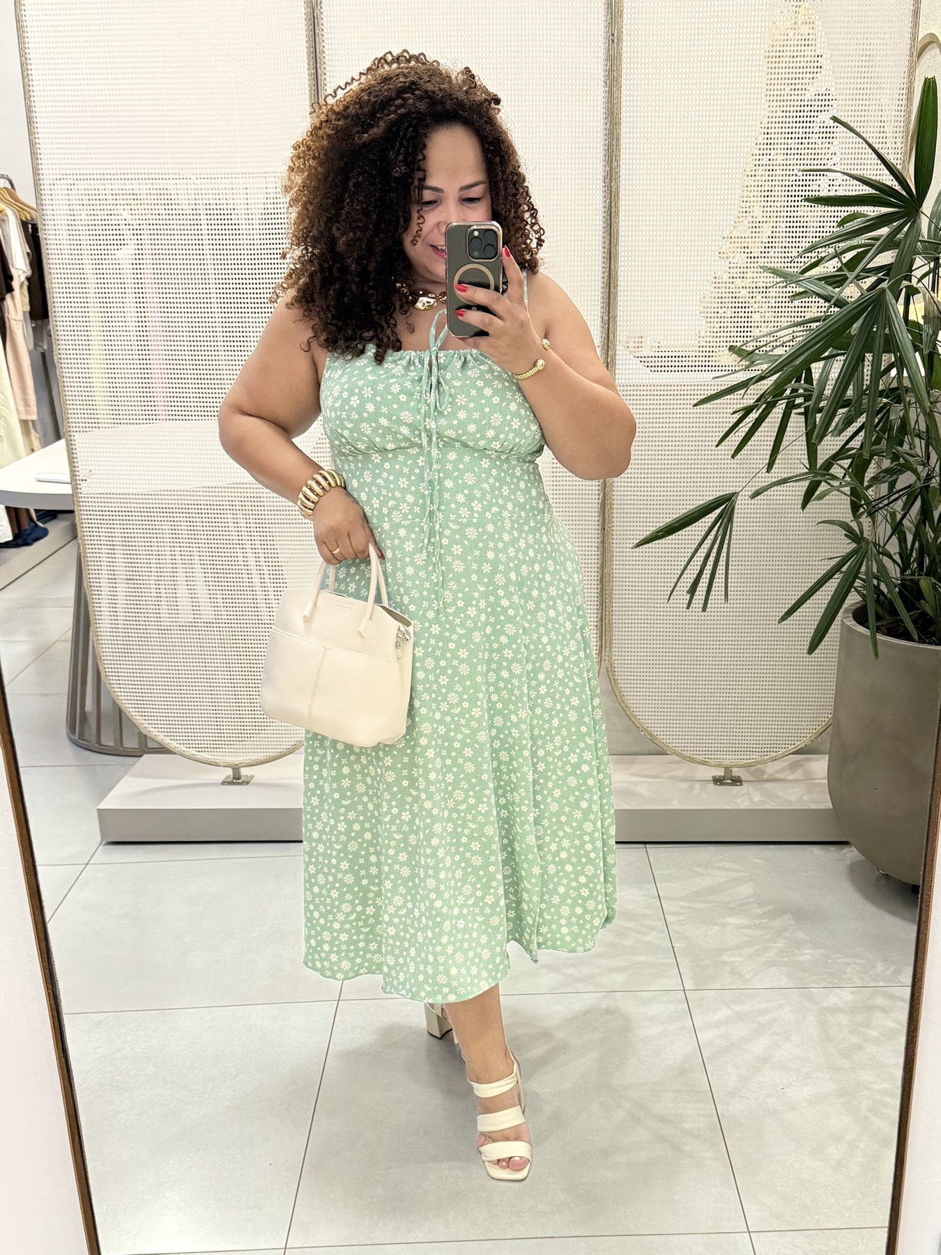 VESTIDO FABI - FLORAL VERDE - Di Miranda Curvy
