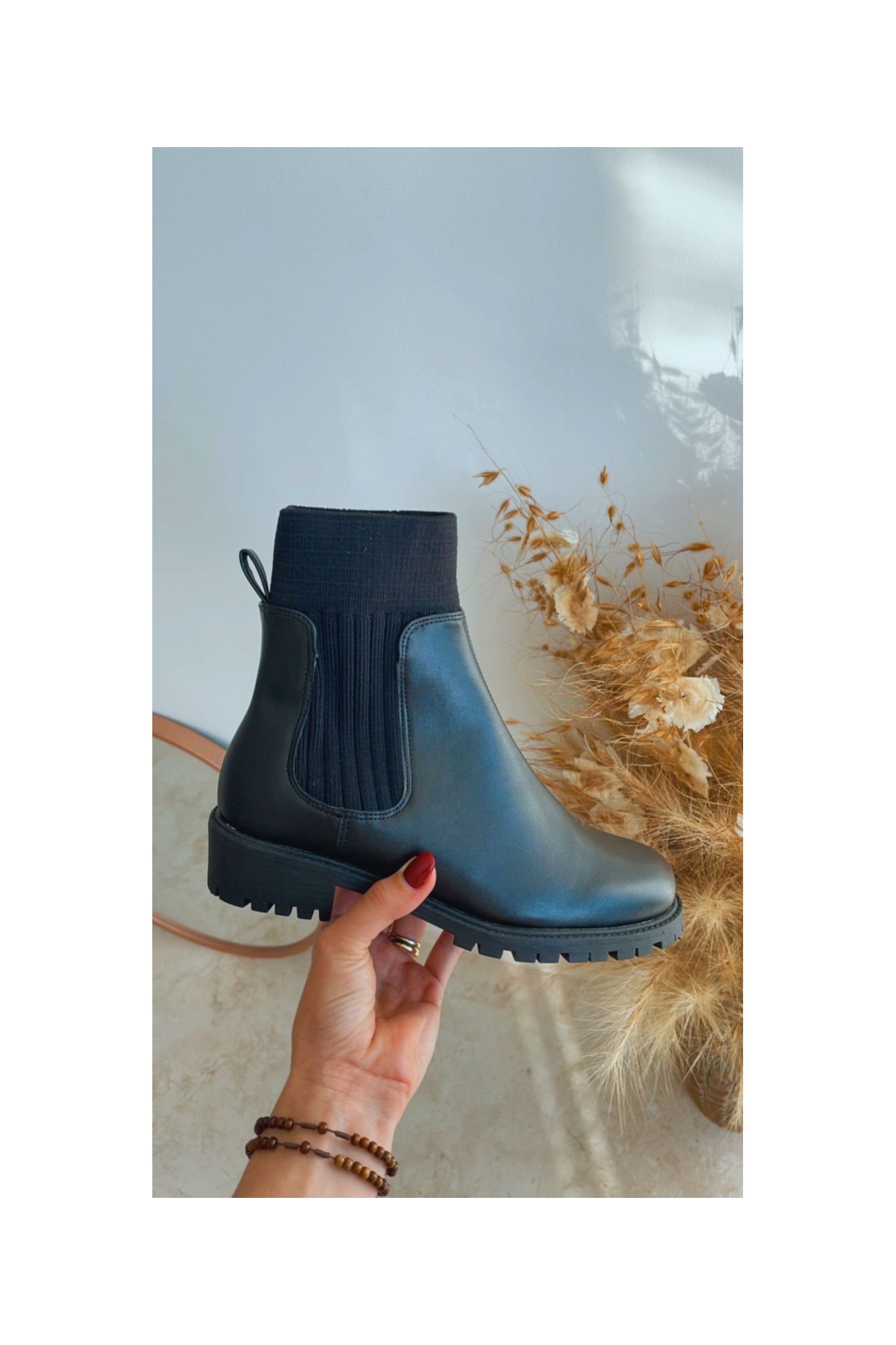 Coturno Chelsea Lindsey Preto 