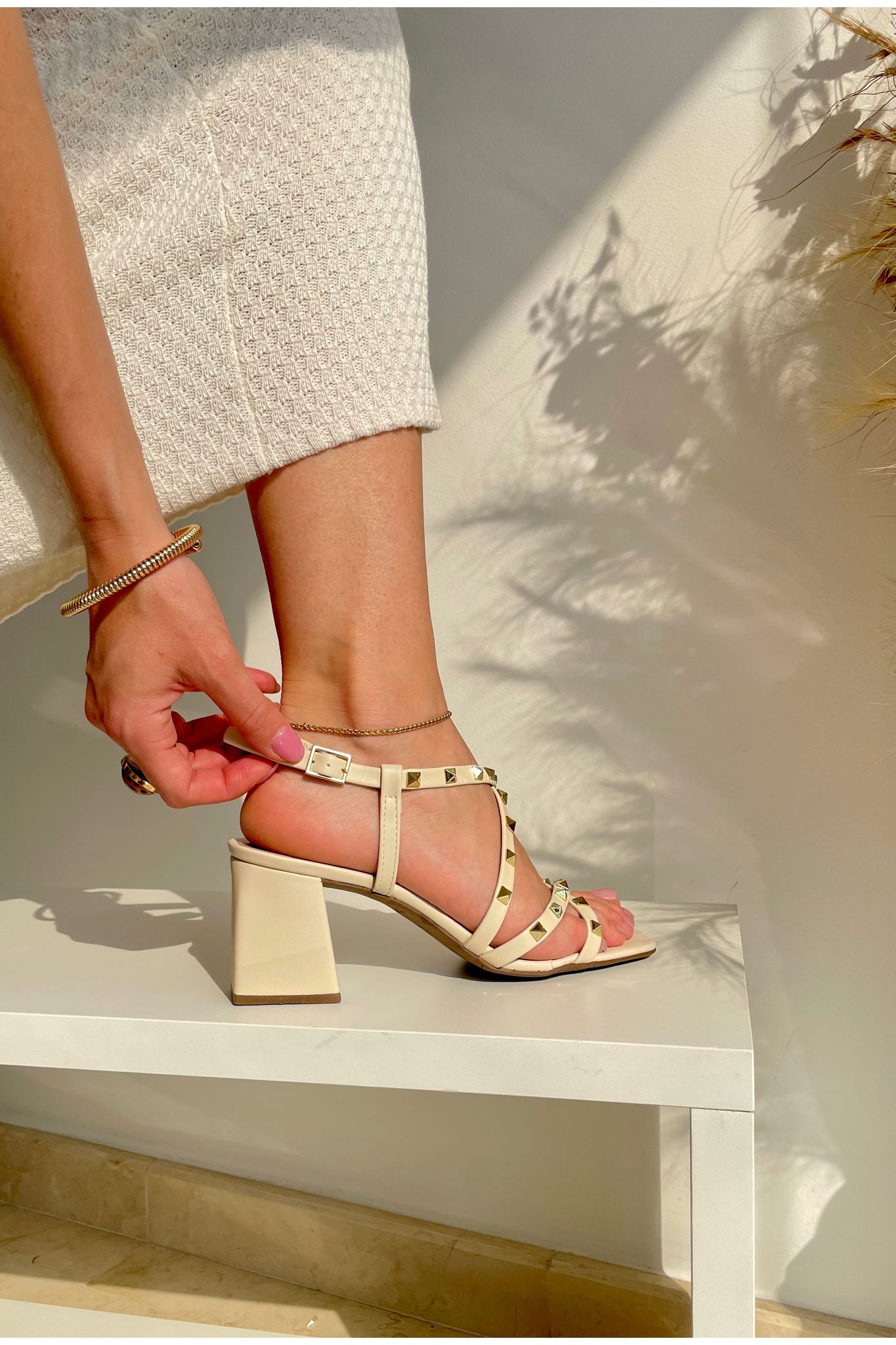 Sandália Suzan Off White