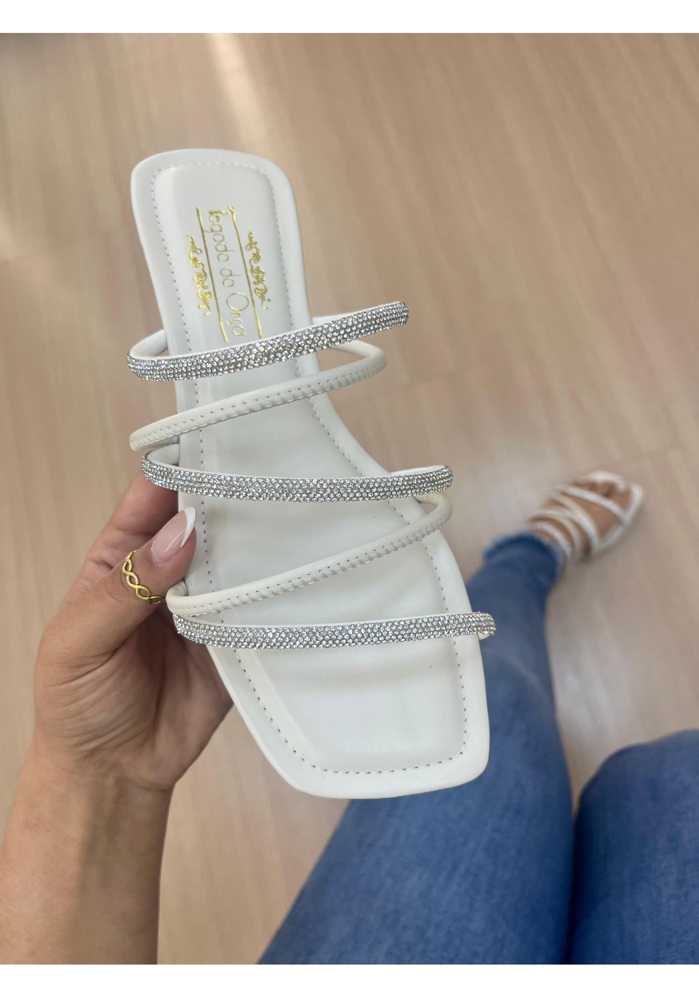 Rasteira Amélia Off White - PEGADA DA ONÇA 