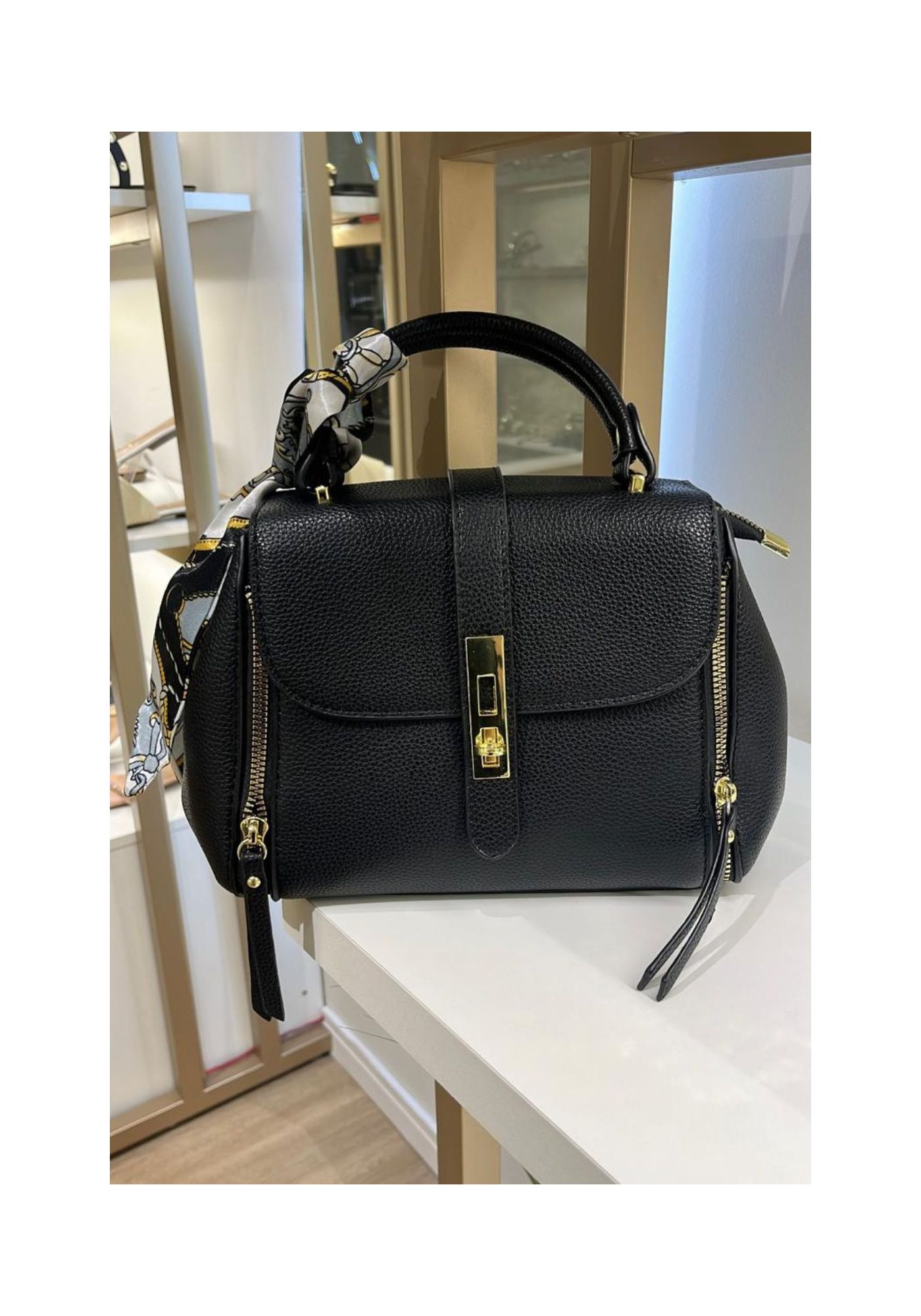 Bolsa Lenço Preta - PEGADA DA ONÇA 