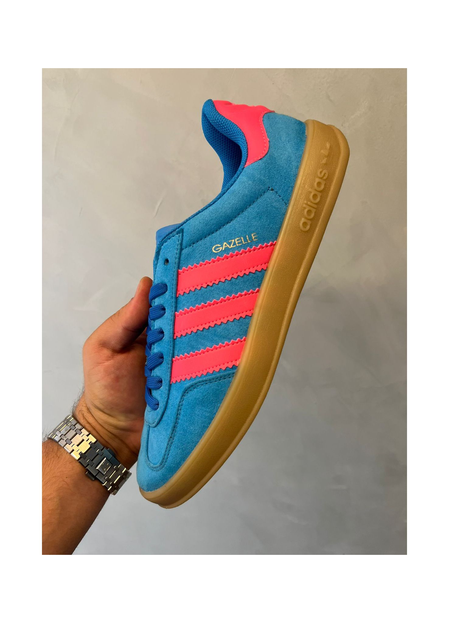 Tenis Gazelle Azul com Vermelho