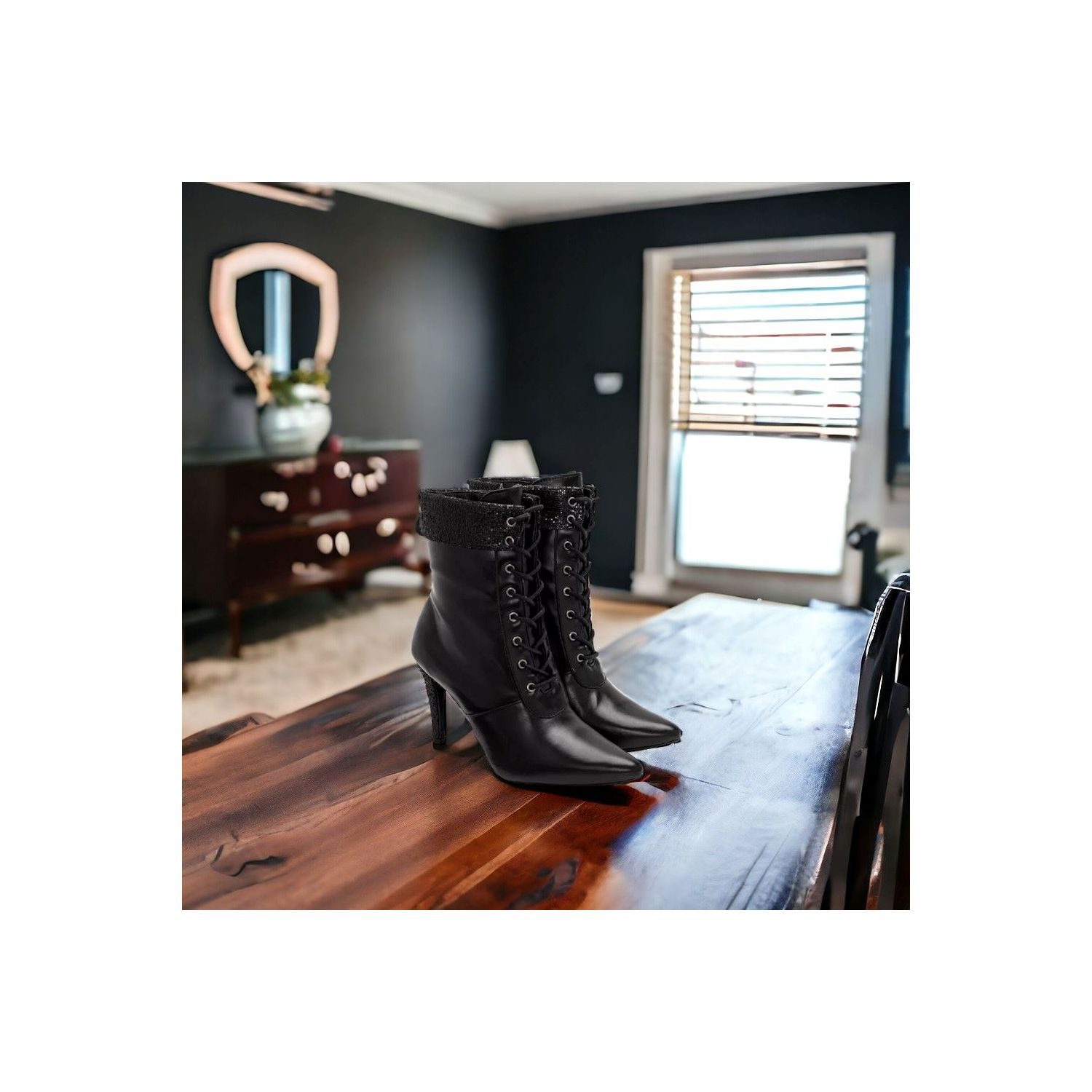 Bota Damers Feminina Bico Fino Cano Curto