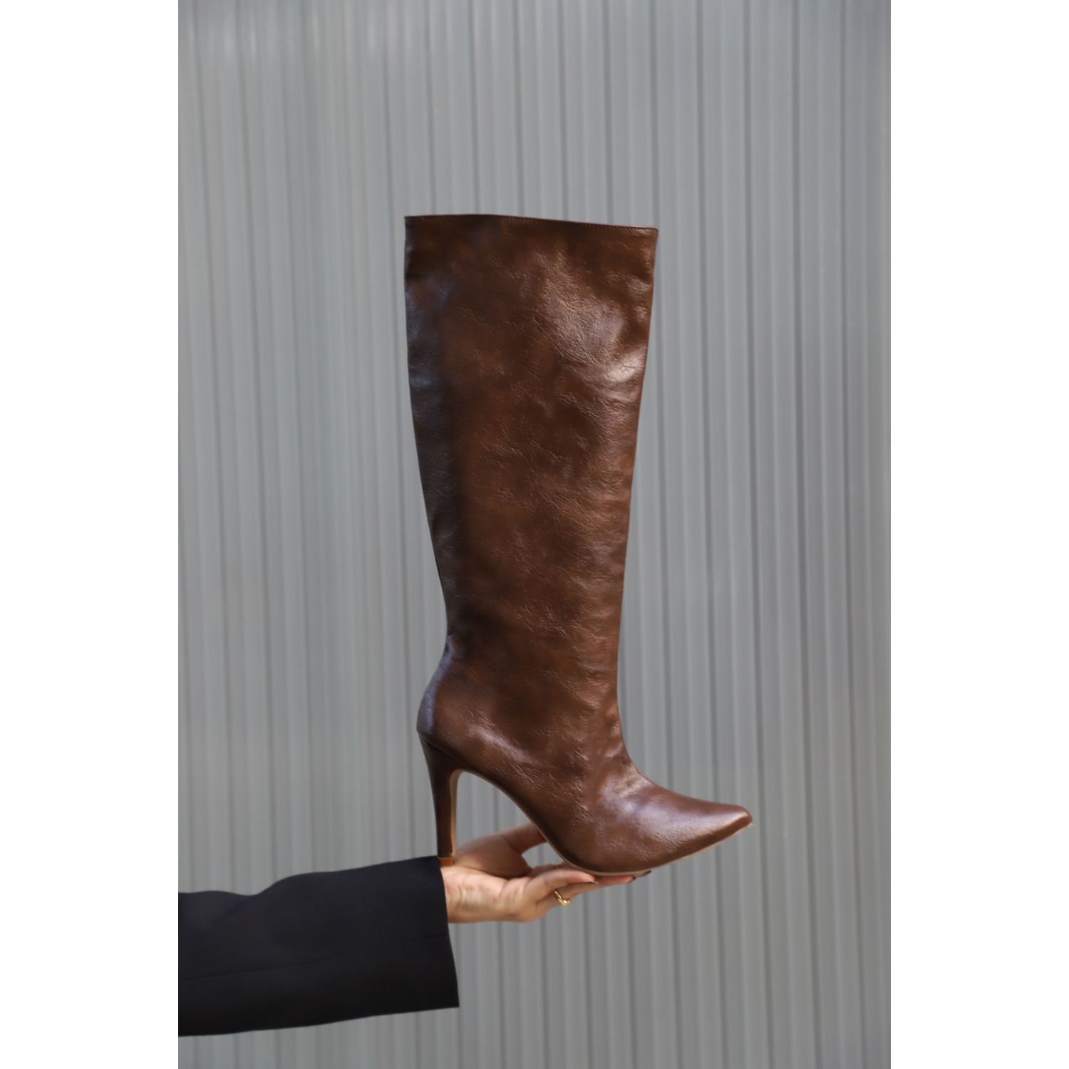 JESS - BOTA MARROM ESTONADO 