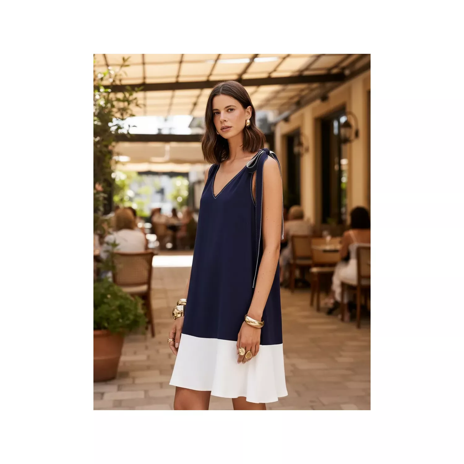 VESTIDO CURTO AZUL MARINHO COM BRANCO