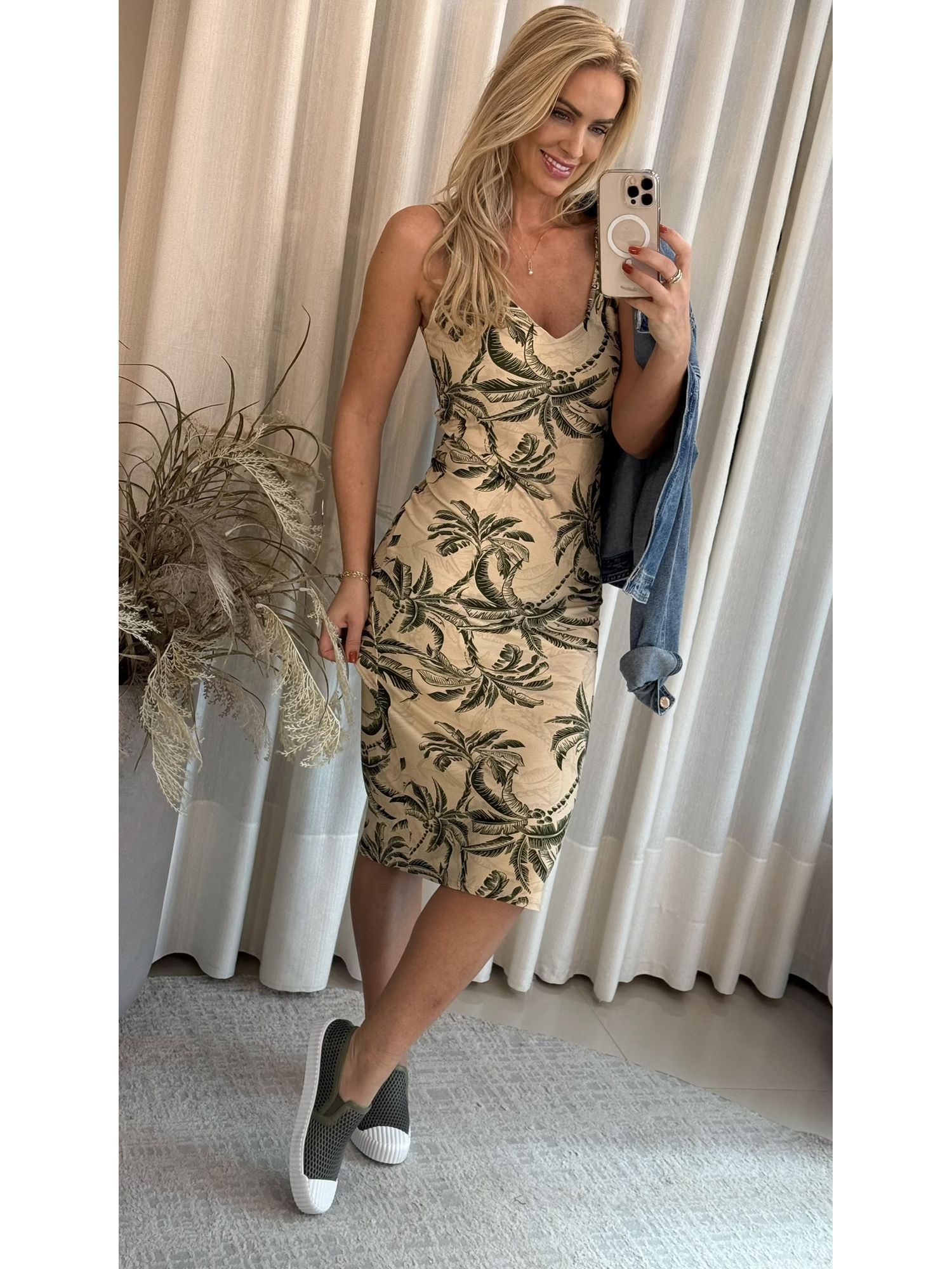 Vestido Lez a Lez Midi Estampa De Coqueiro Bege 3008