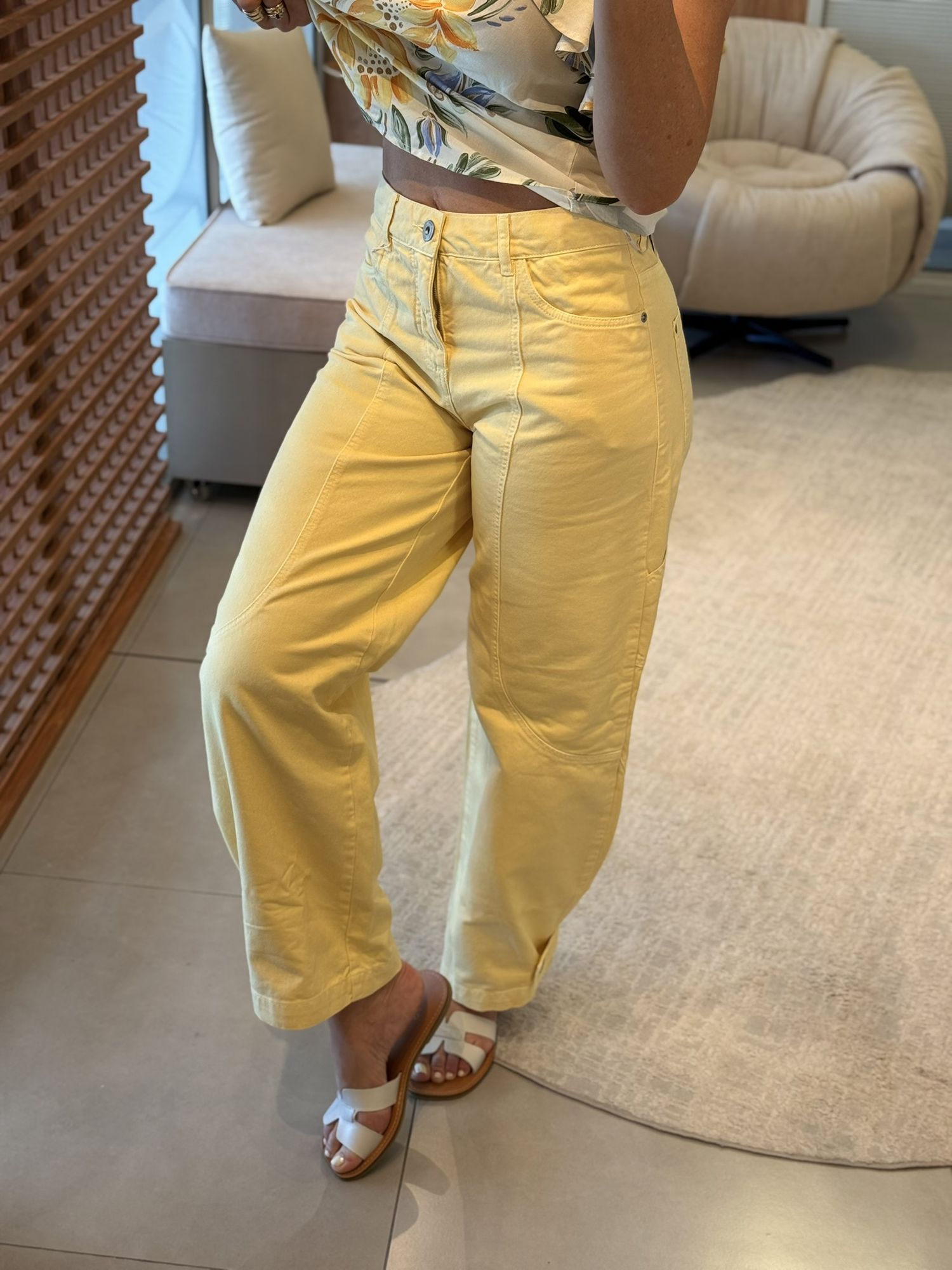 Calça Morena Rosa Wide Média Amarelo 2611