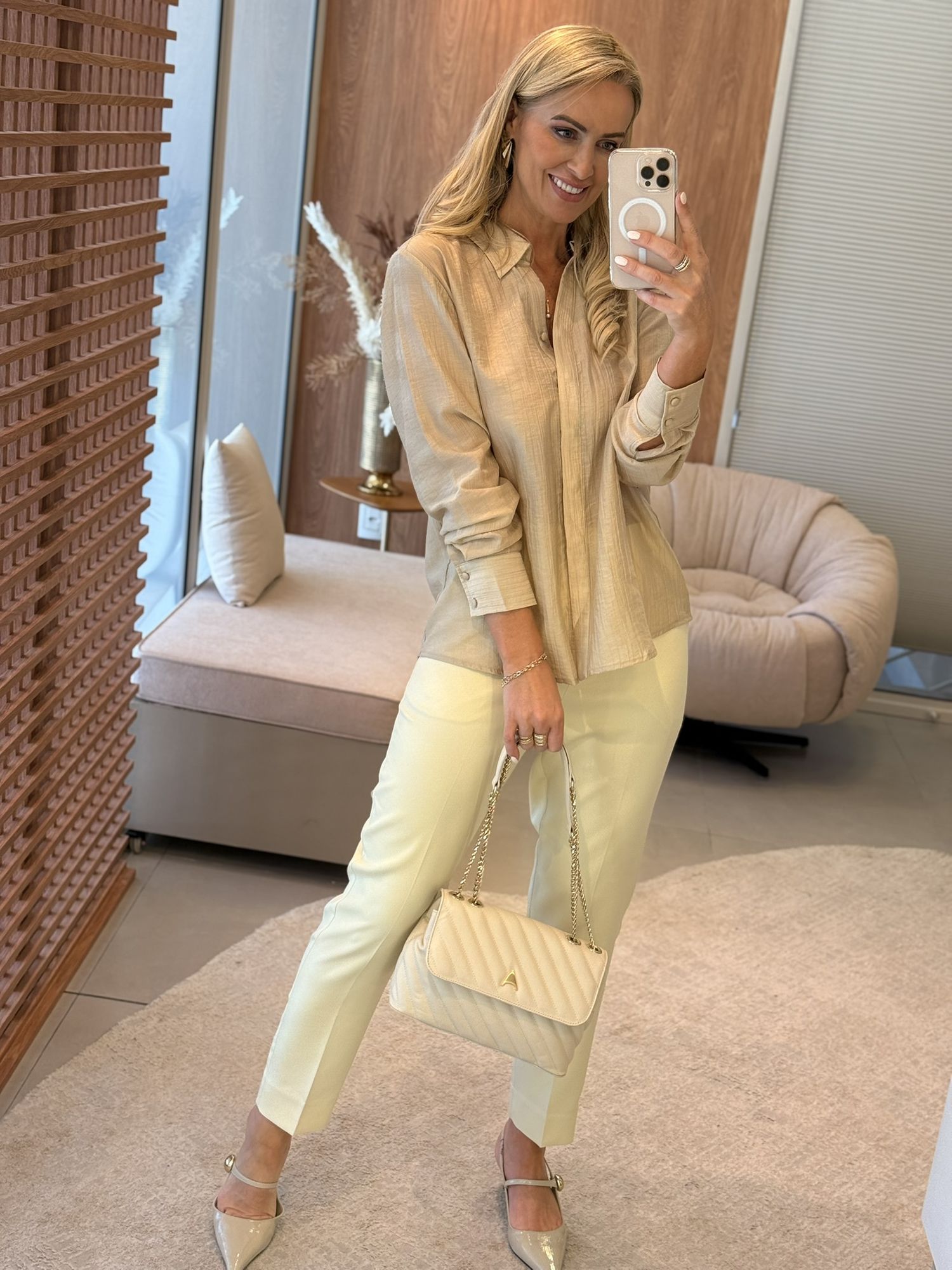 Camisa Lez a Lez Em Liocel Bege 1510