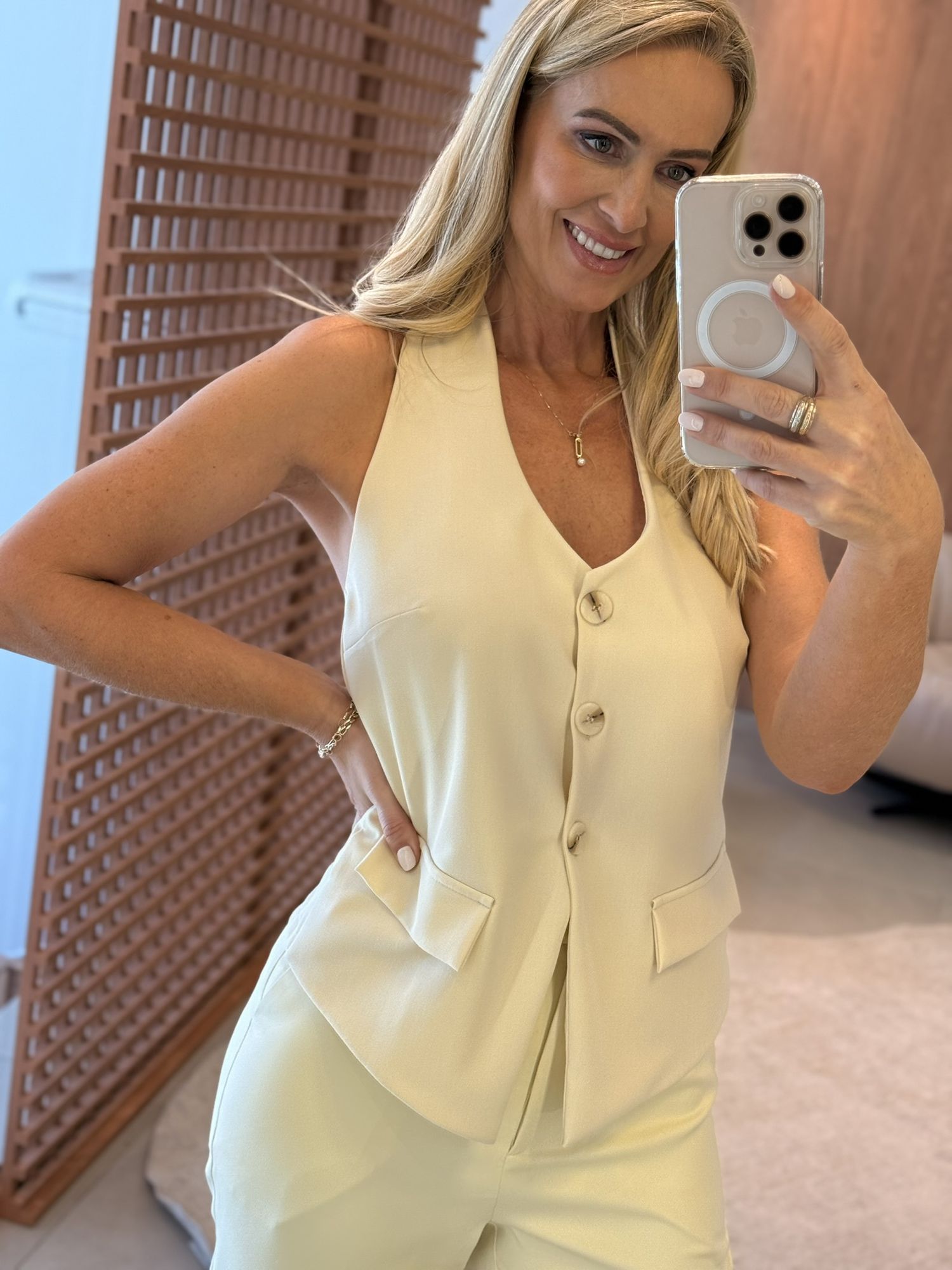 Colete Lez a Lez Frente Única Em Alfaiataria Bege 1011