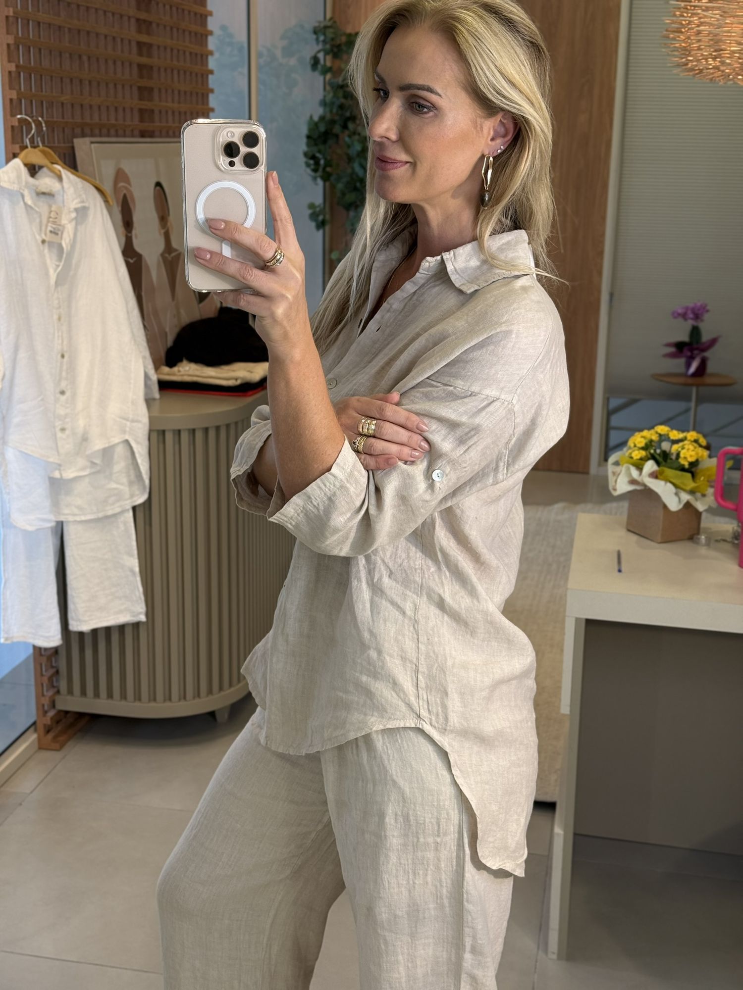 Camisa Lisa Em Linho 100% Italiano Cru Laura 1310 
