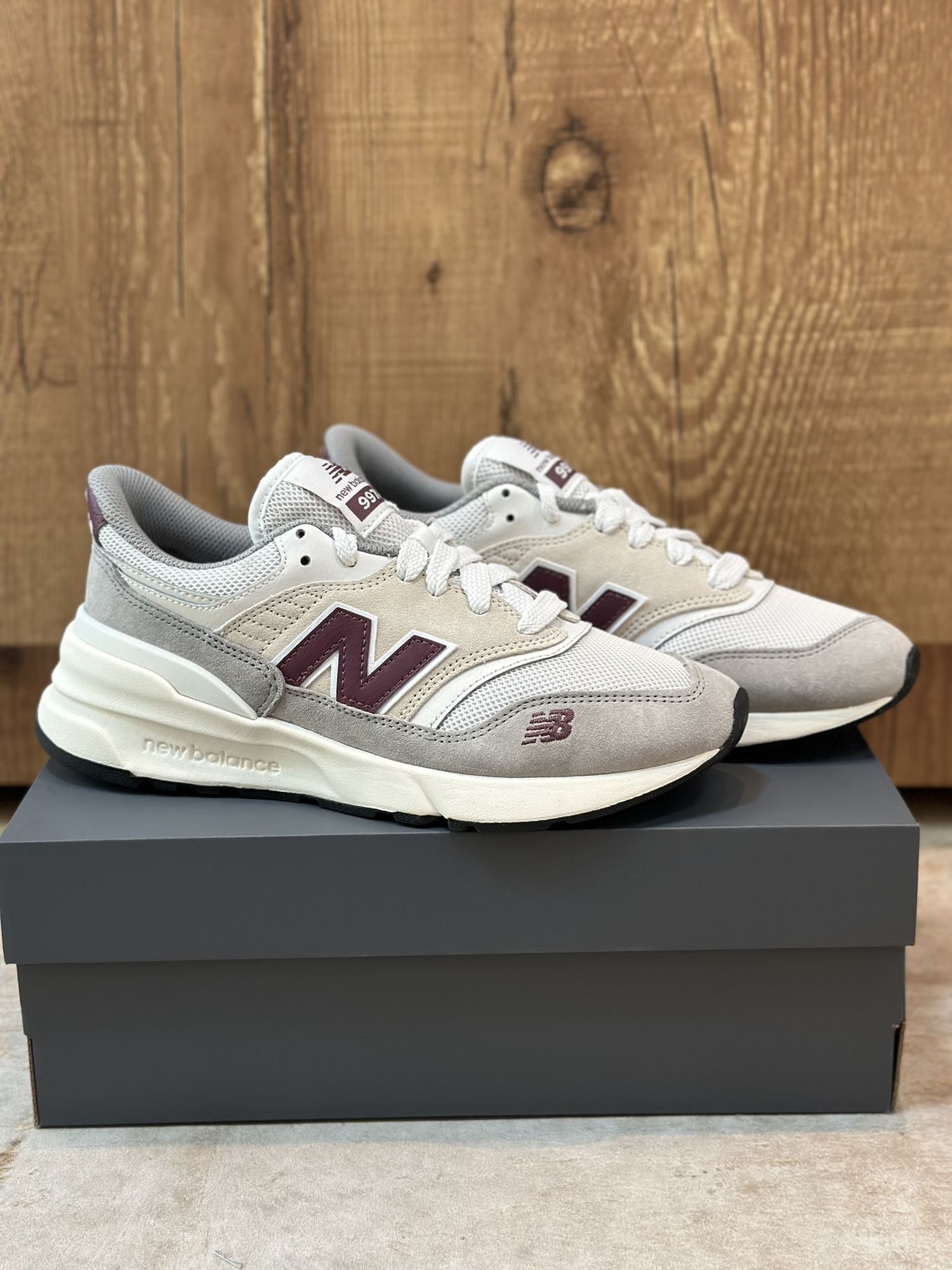 Tênis New Balance 997r Cinza 