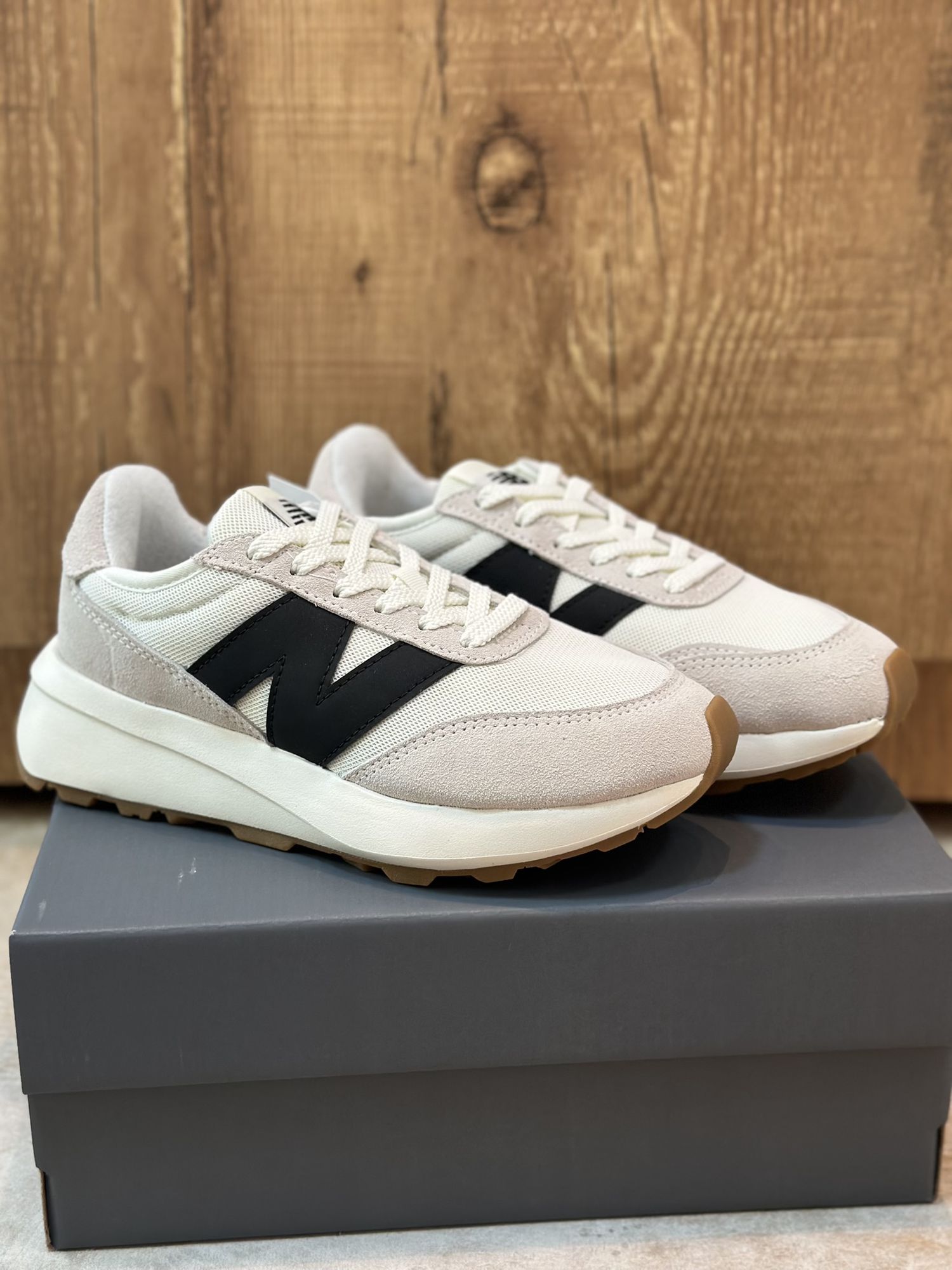 Tênis New Balance 370v1 Preto