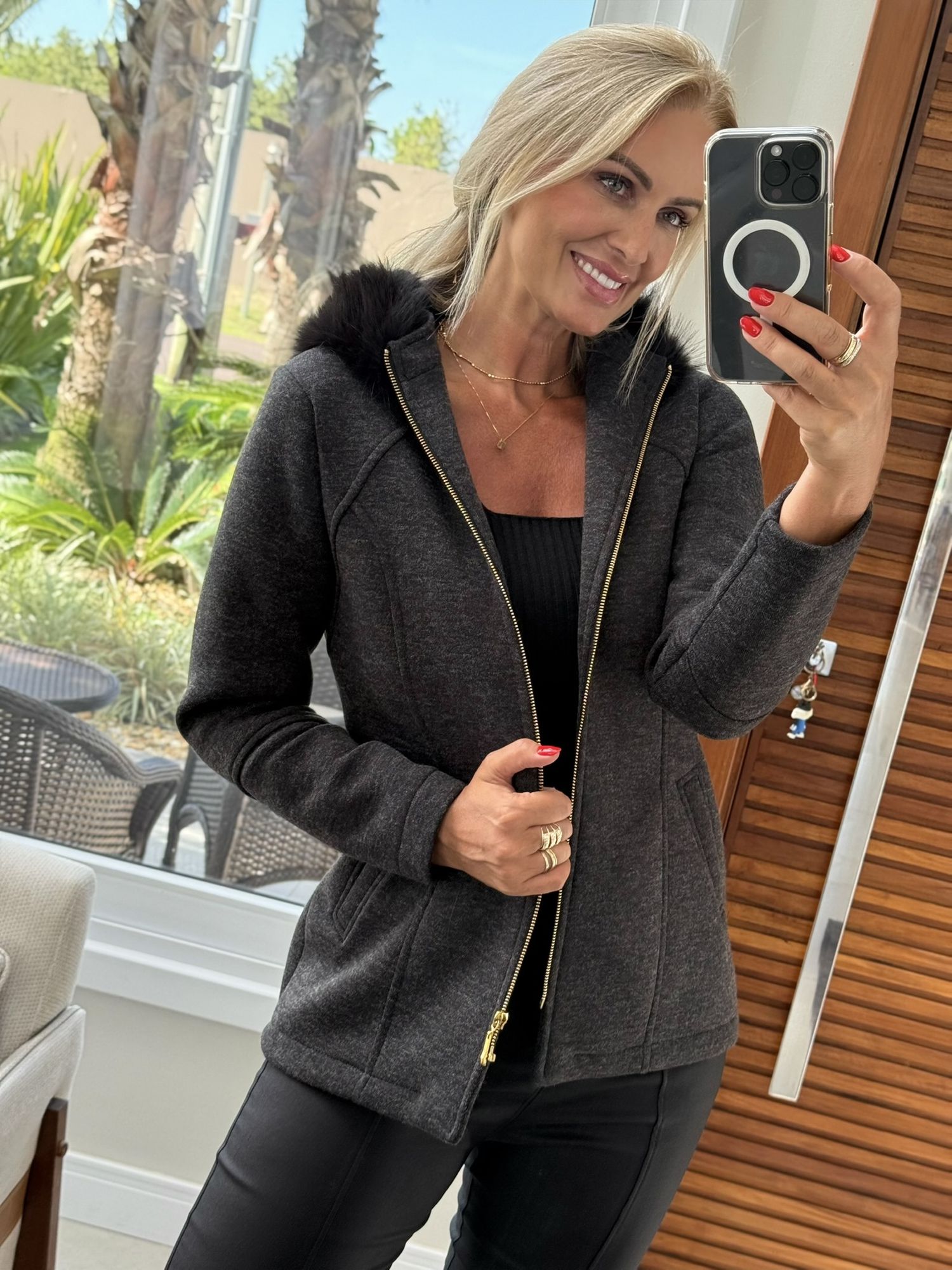 Casaco Dublado De Neoprene Com Tricô Preto