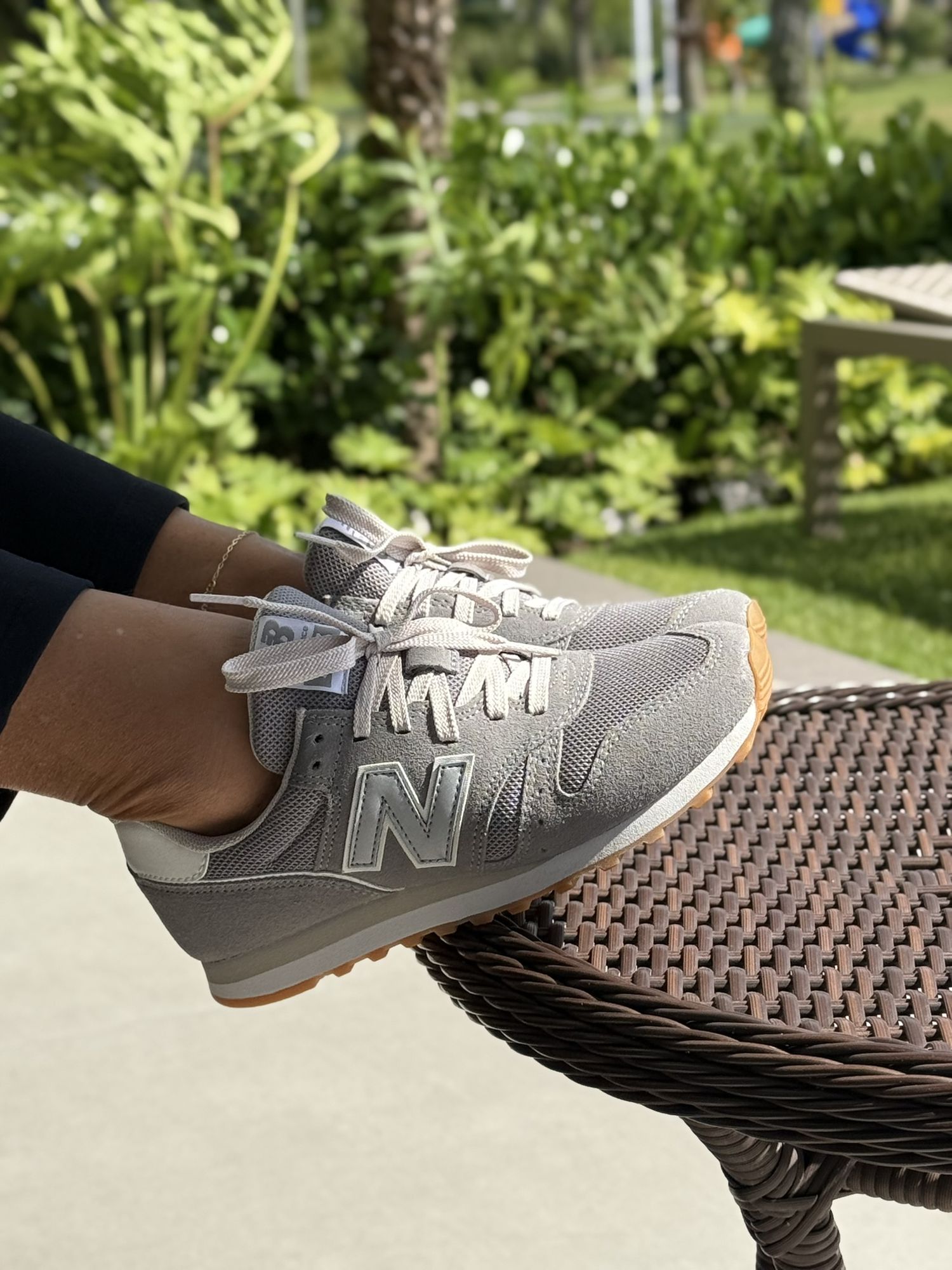Tênis New Balance 373v2 Cinza 
