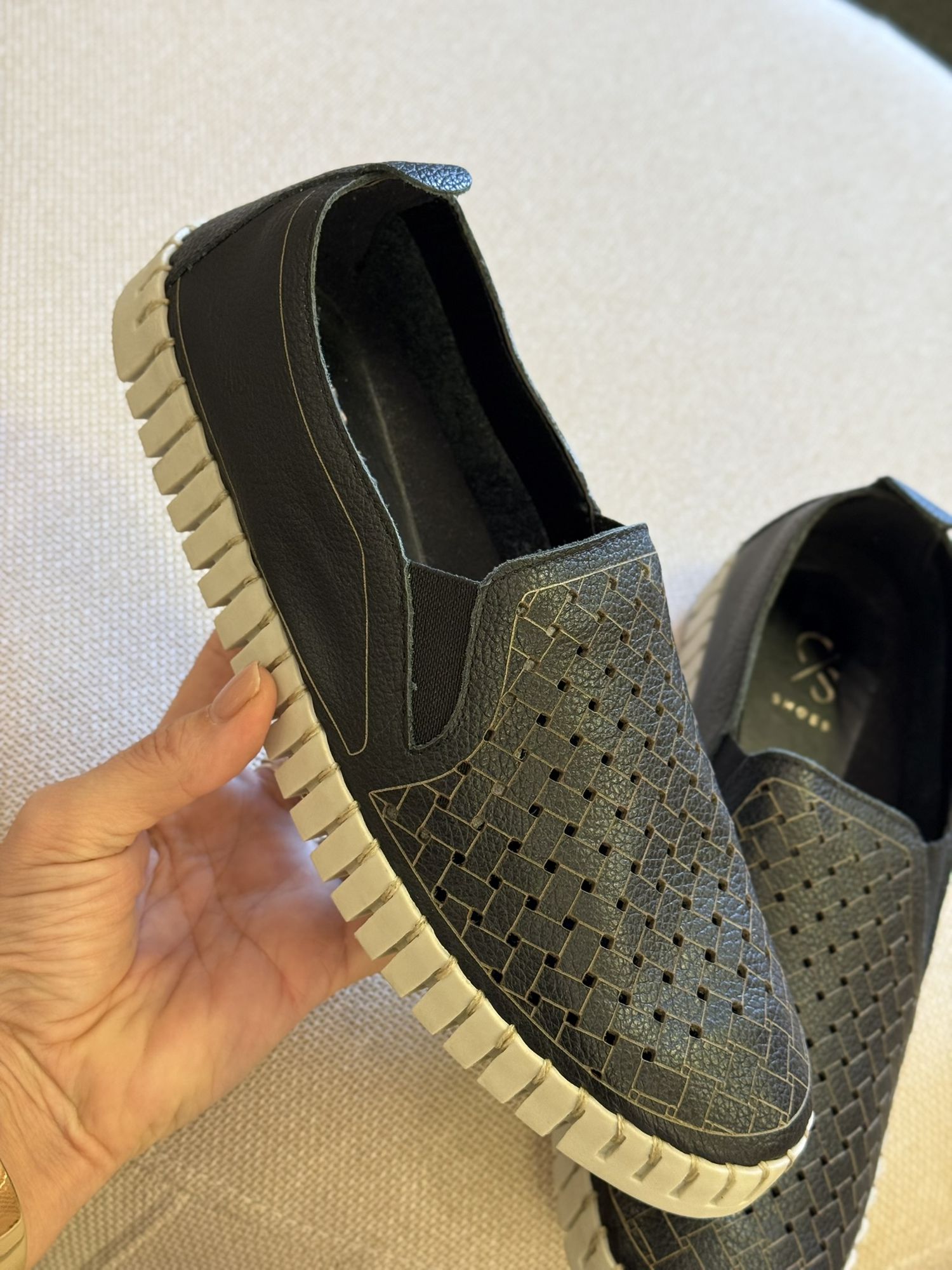Tênis Cs Shoes Com Detalhe de Costura No Solado Preto 1410 