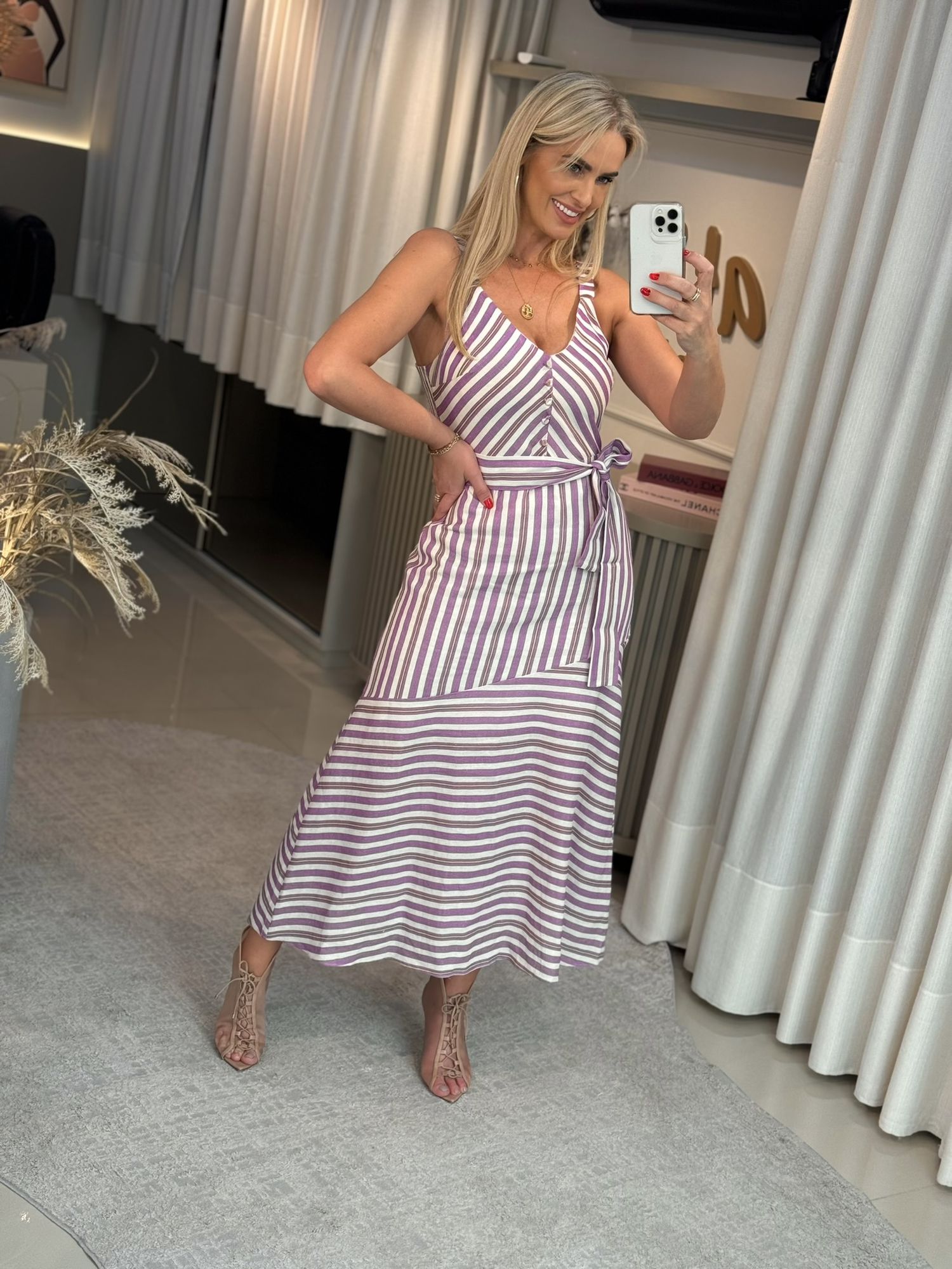 Vestido Midi Chá em Linho Estampado com Cinto