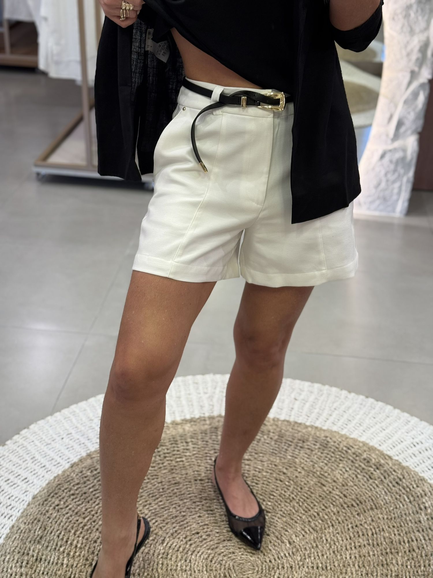 Shorts Morena Rosa Cintura Alta Off White 3010